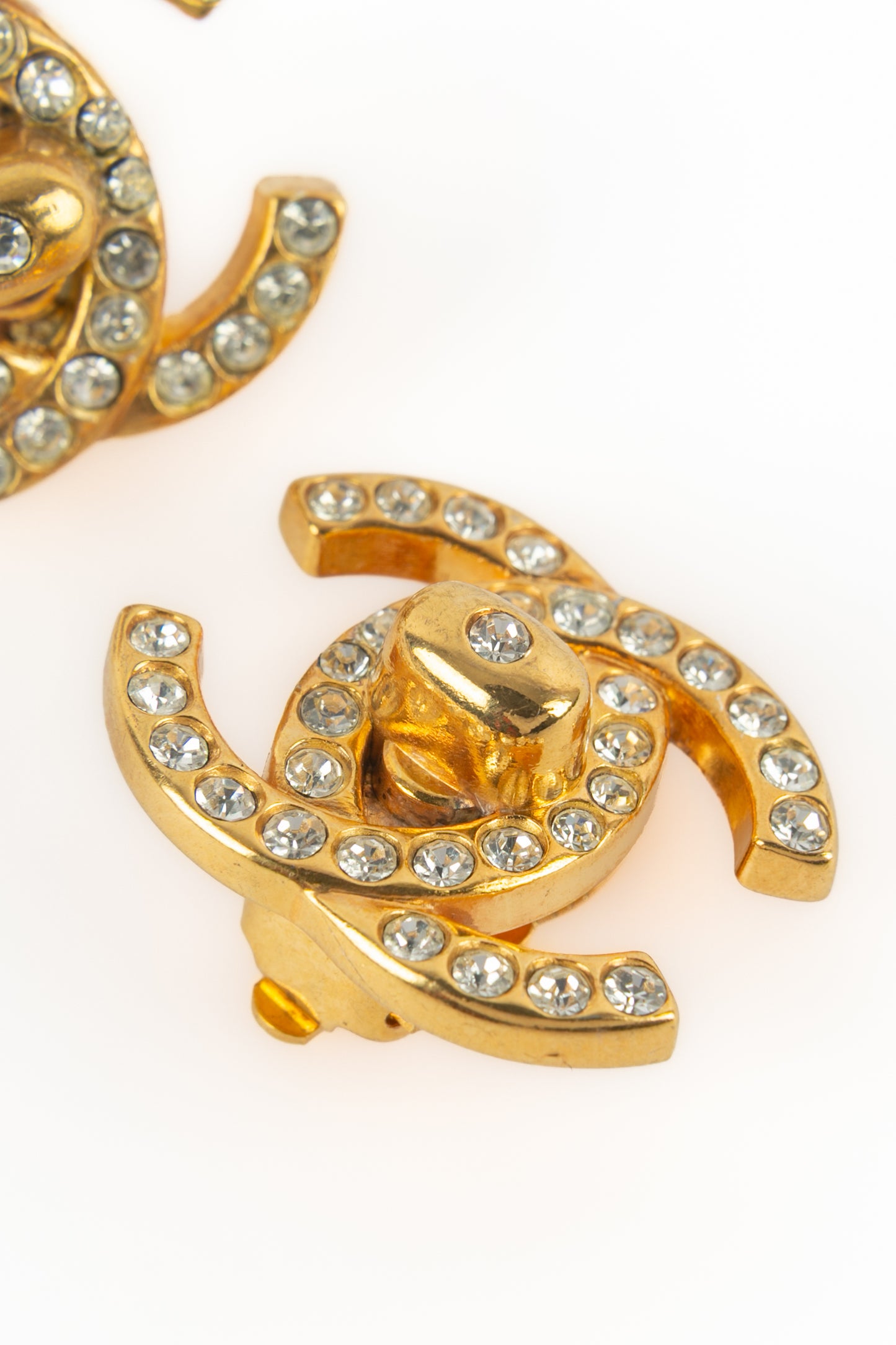 Boucles d'oreilles tourniquer Chanel1998