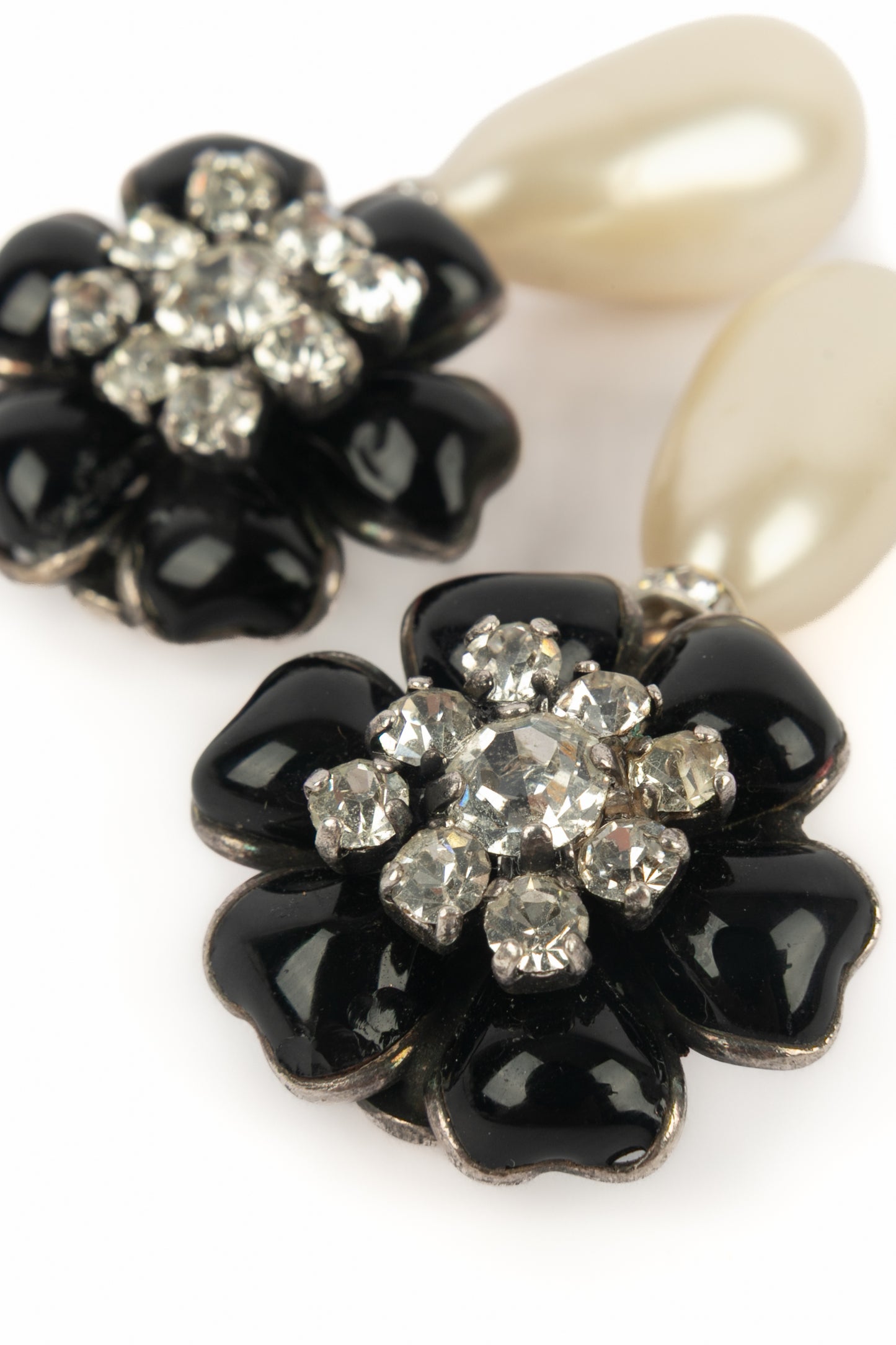 Boucles d'oreilles hiver 1995