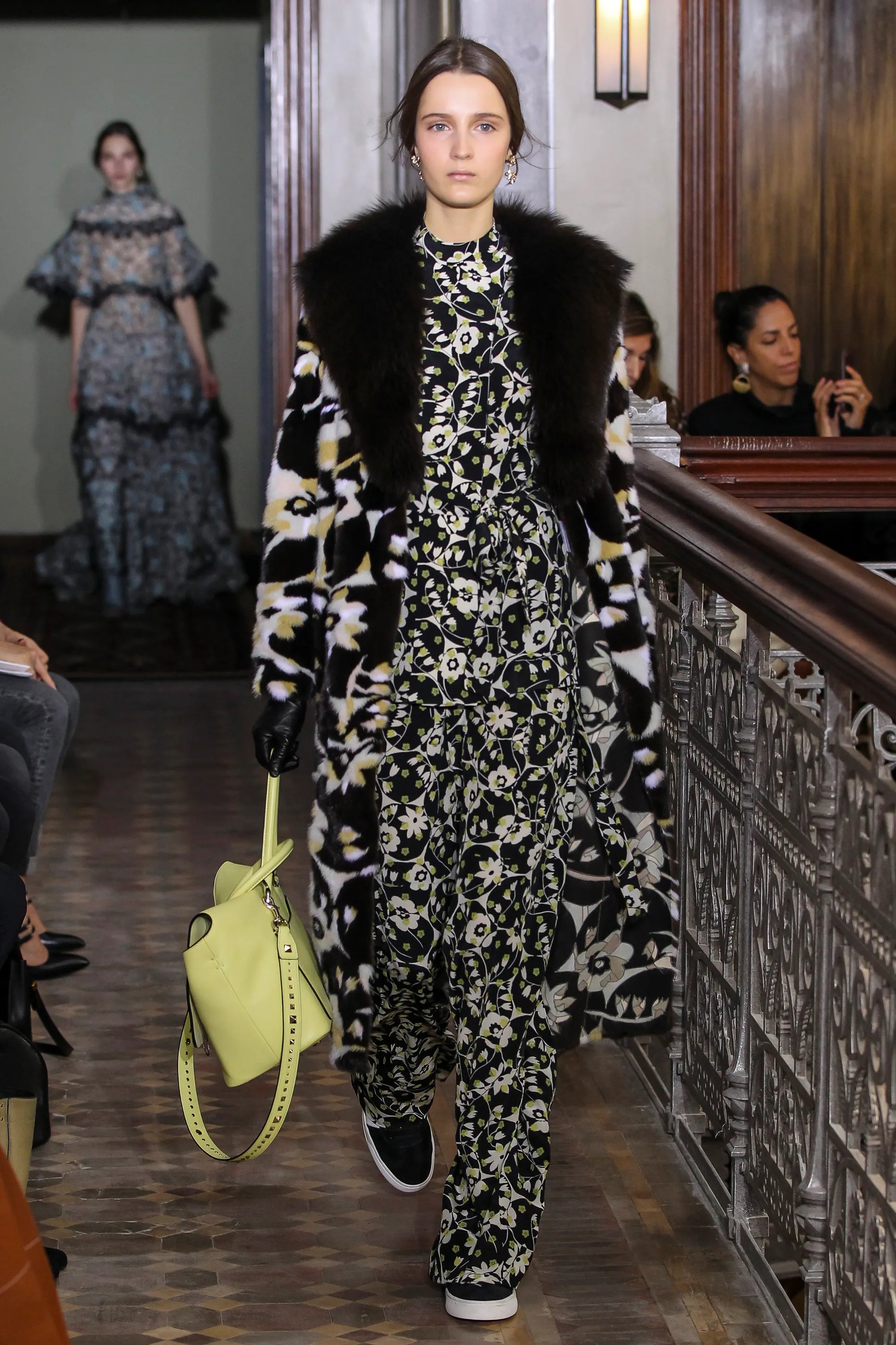 Manteau en fourrure Valentino 2017