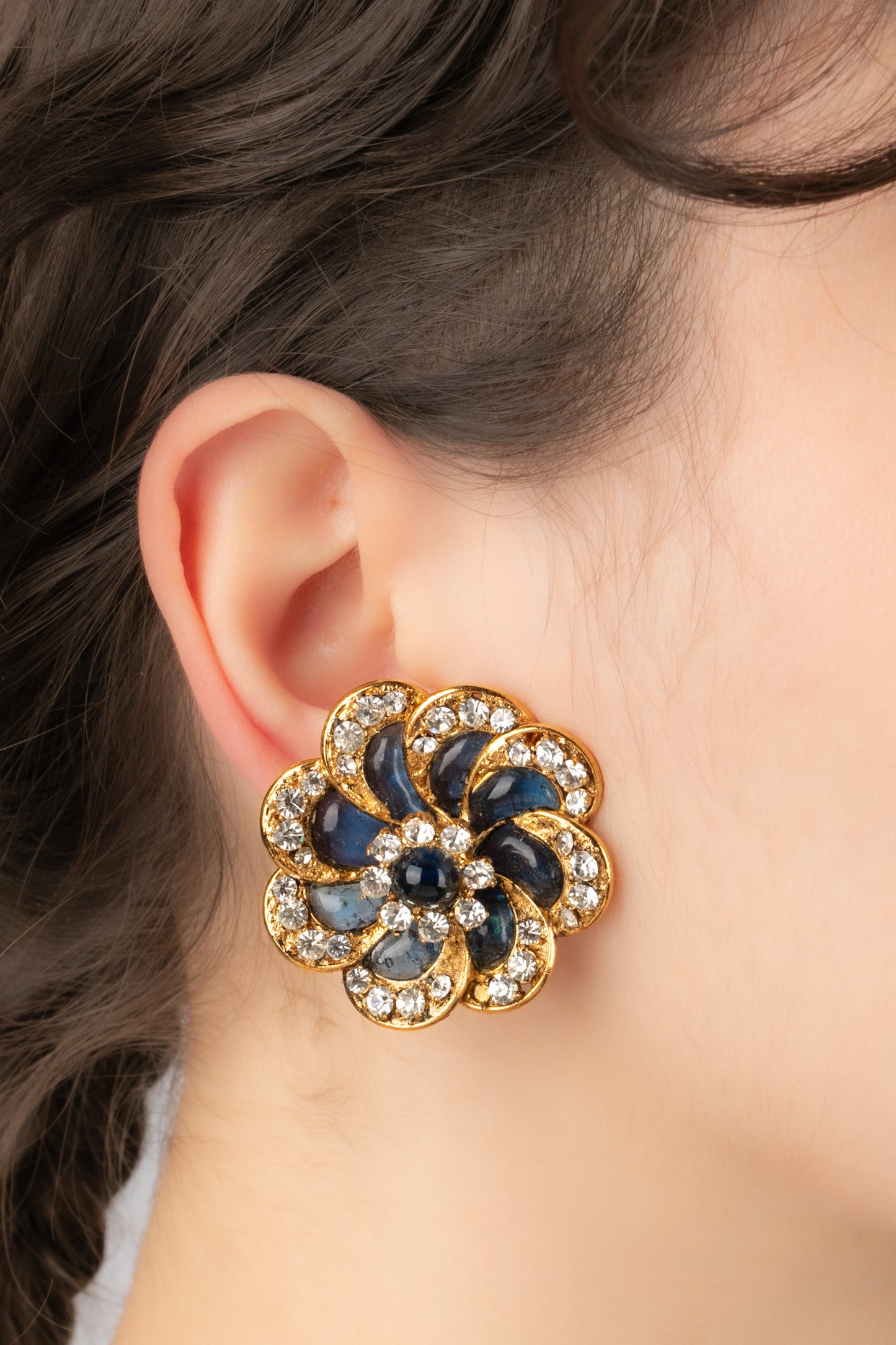 Boucles d'oreilles fleur Chanel