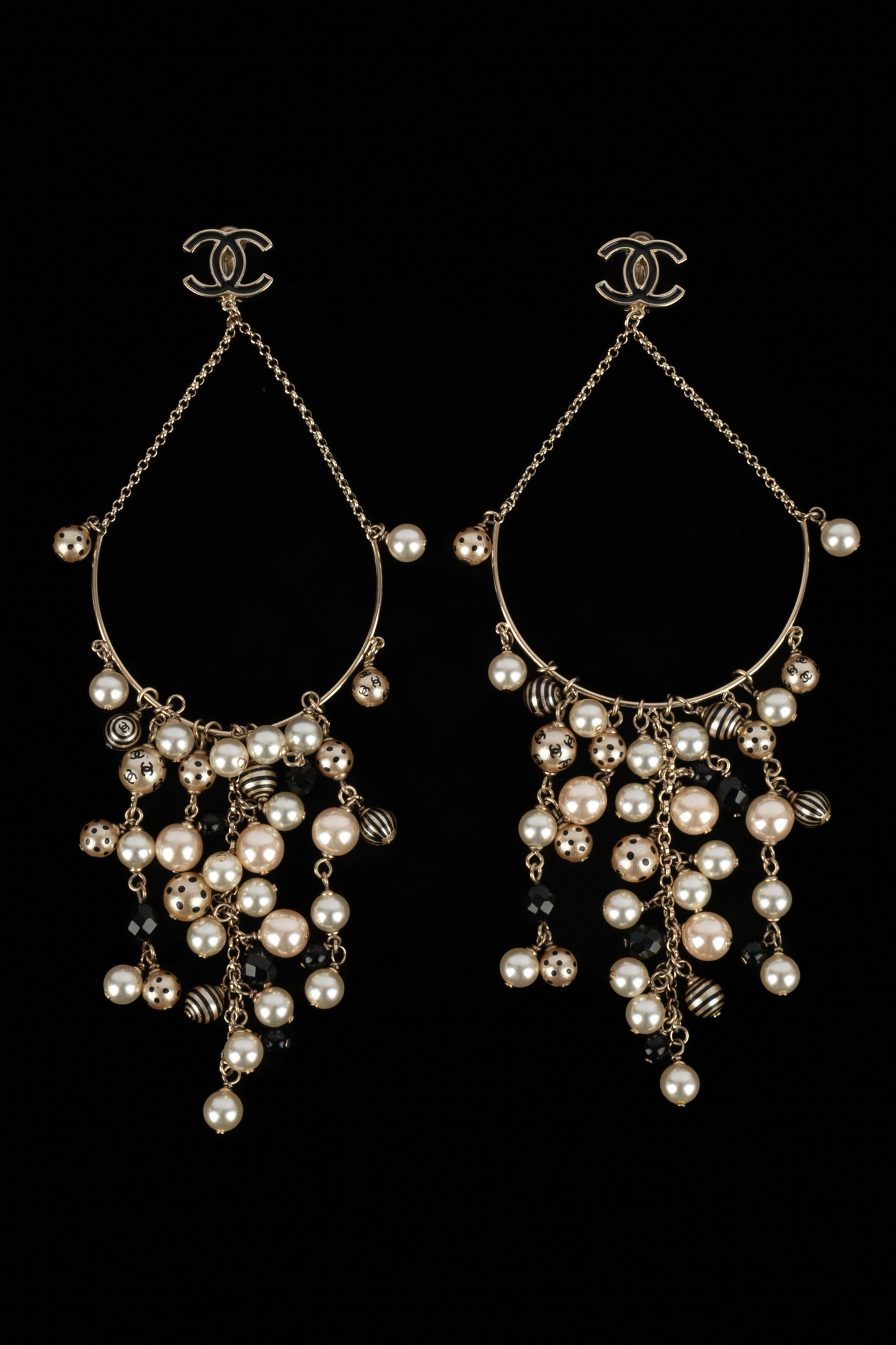 Imposantes boucles d'oreilles Chanel Croisière 2007