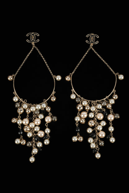 Imposantes boucles d'oreilles Chanel Croisière 2007
