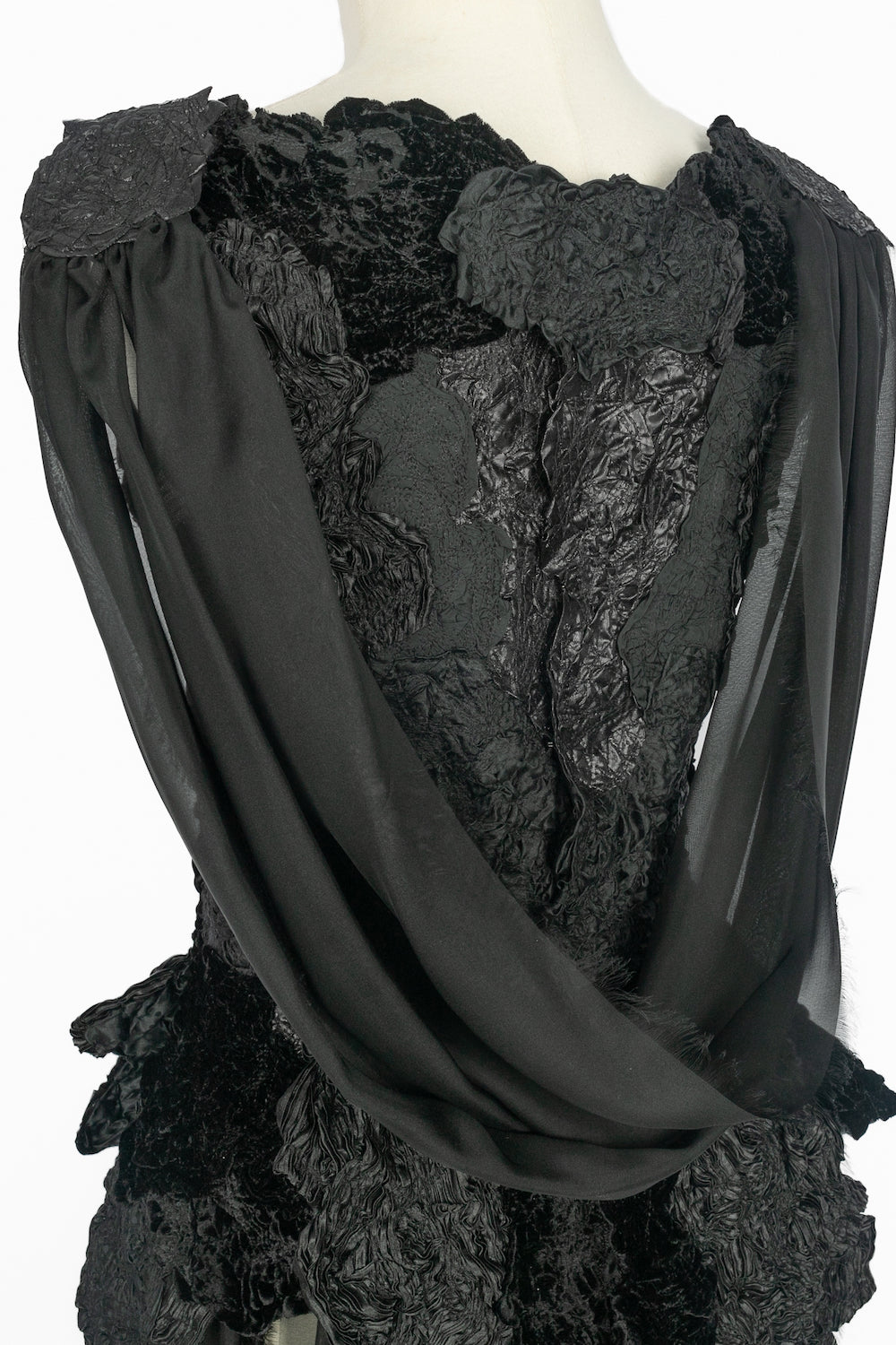 Robe "Les Révoltes Barbares" Franck Sorbier Haute Couture Été 2025 