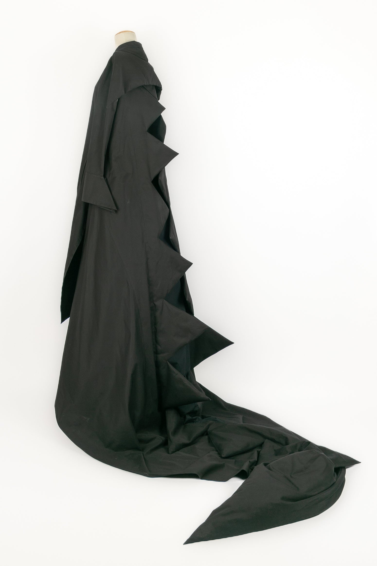 Robe "Dinosaure" Yohji Yamamoto Eté 2006