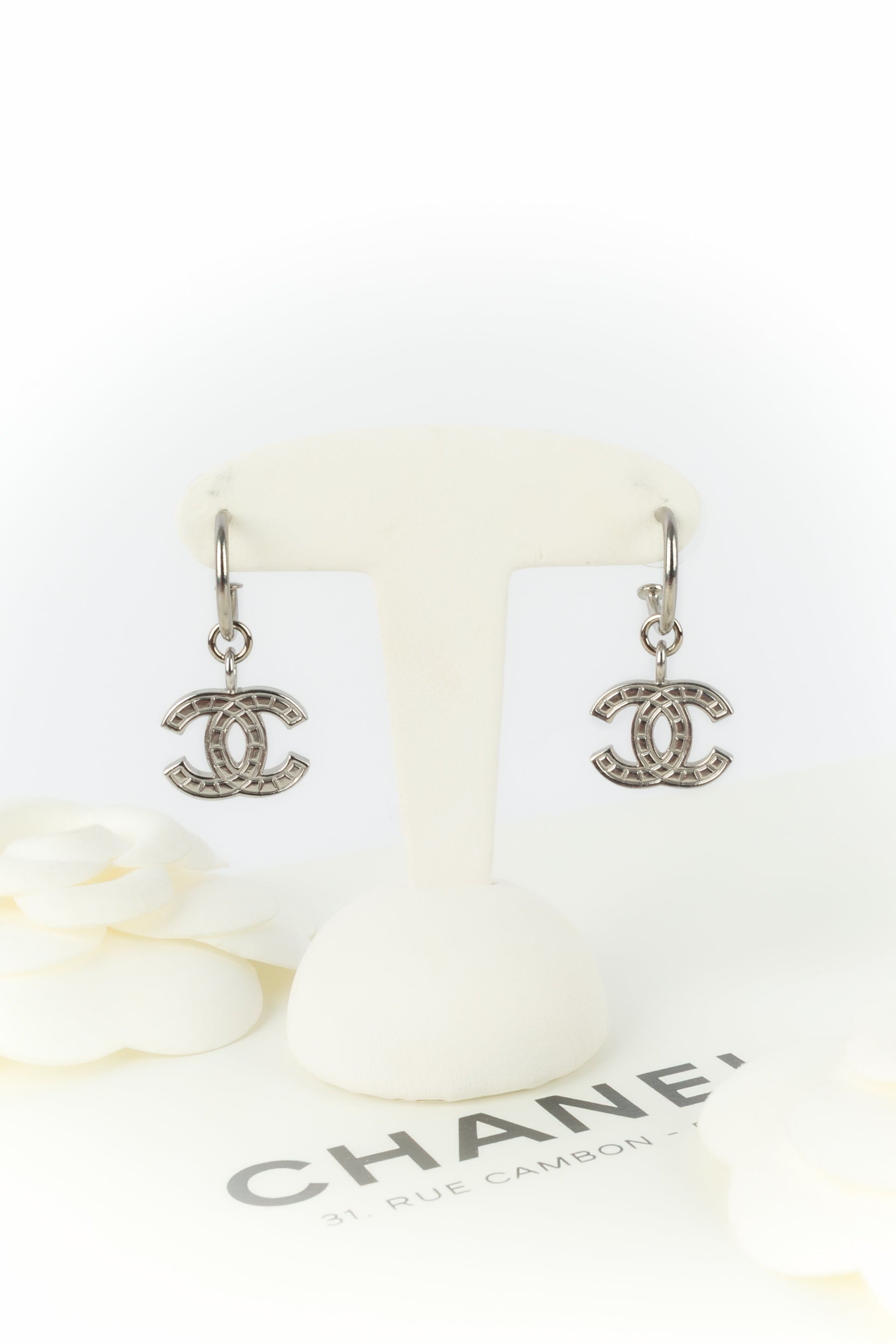 Boucles d'oreilles cc Chanel