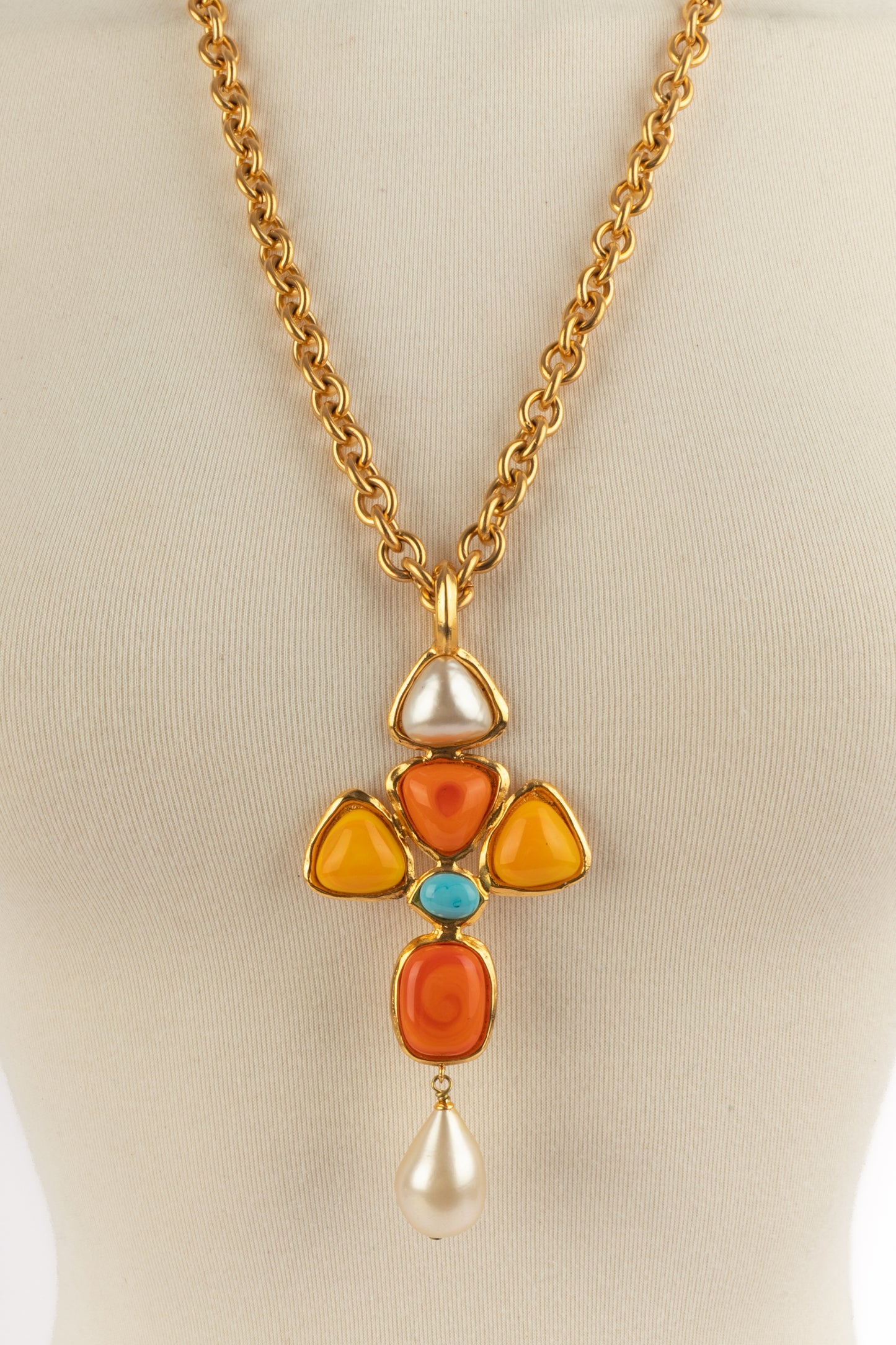 Collier pendentif Chanel Printemps 1993