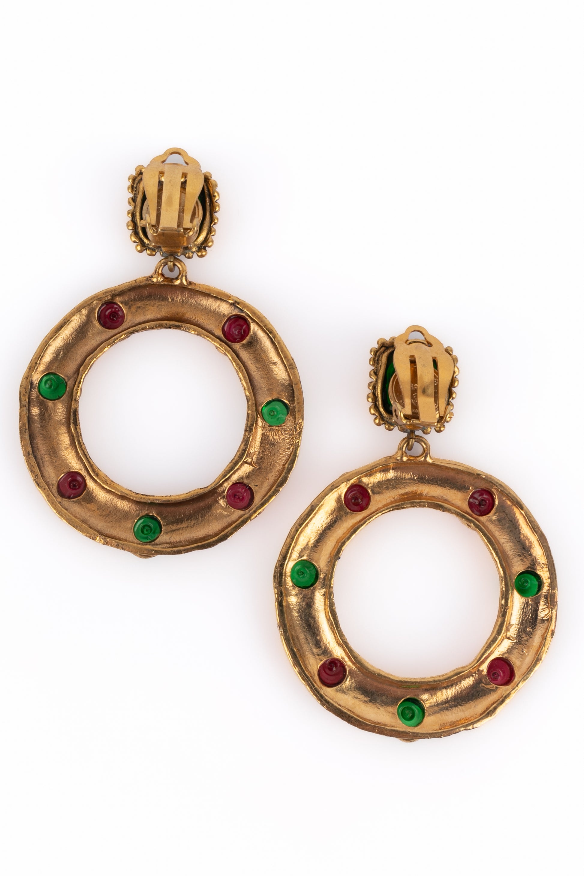 Boucles d'oreilles baroques Chanel 