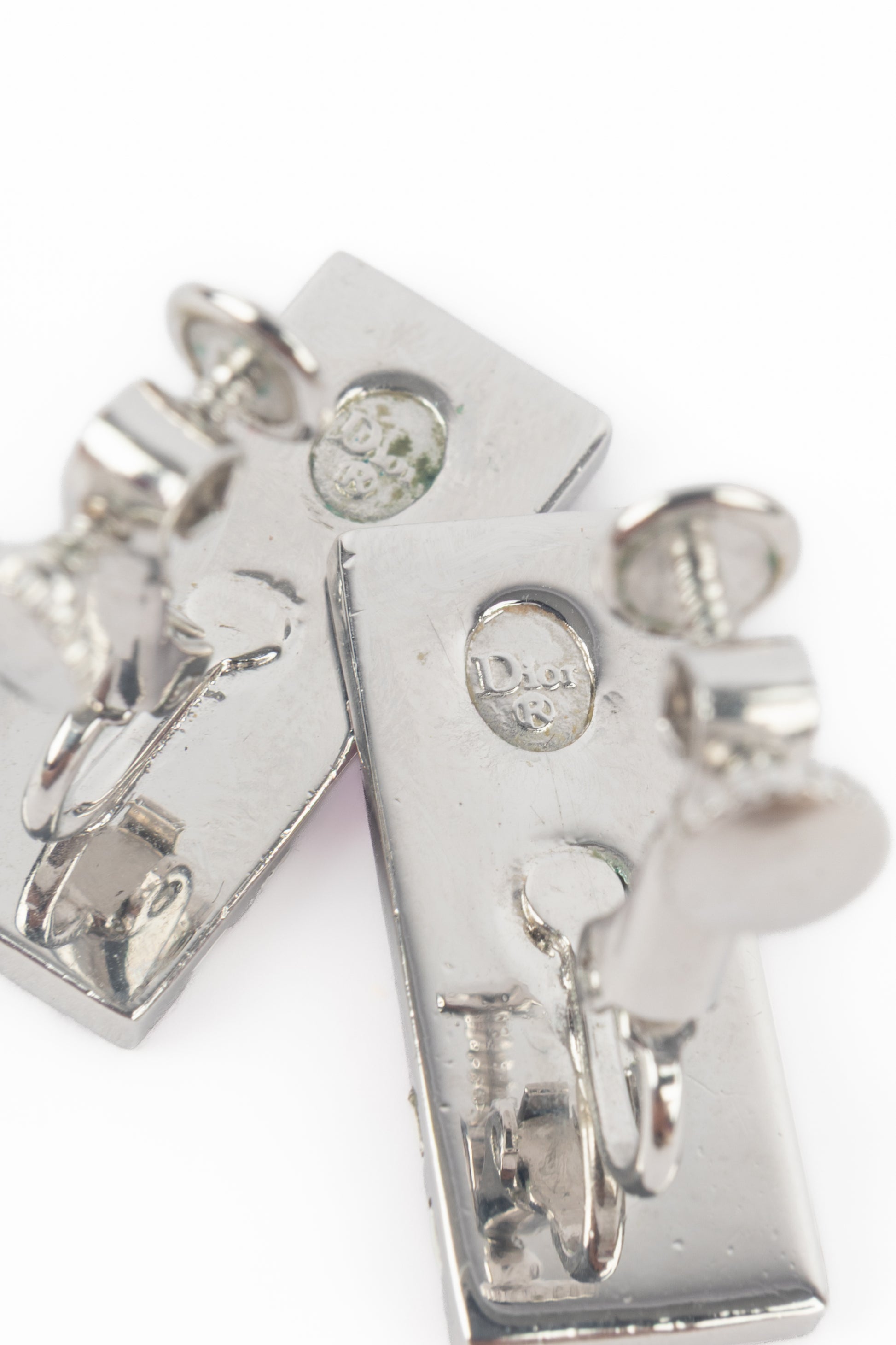 Boucles d'oreilles roses Dior 