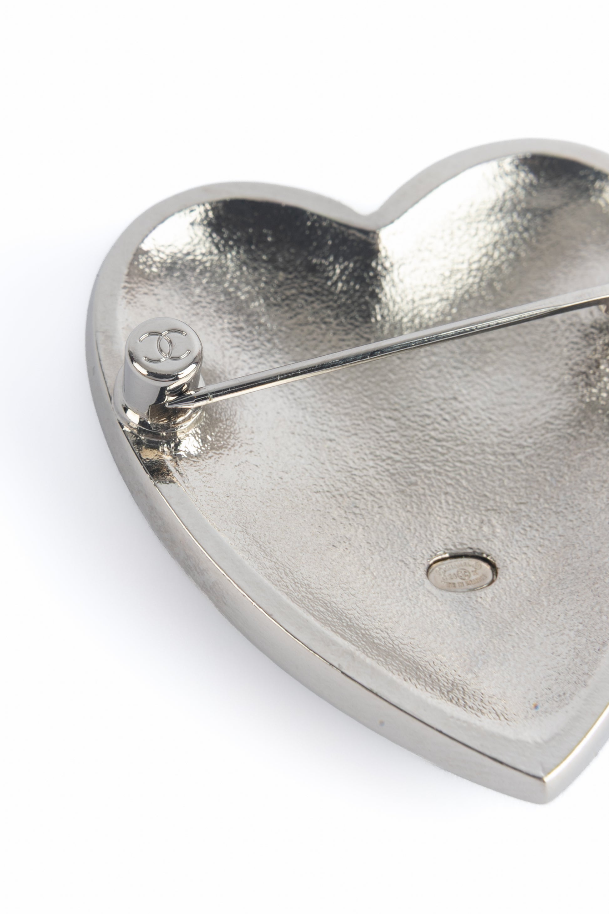 Broche "Coeur" Chanel 2024