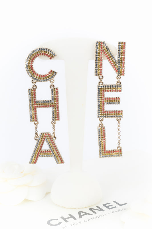 Boucles d'oreilles "CHANEL" 2023
