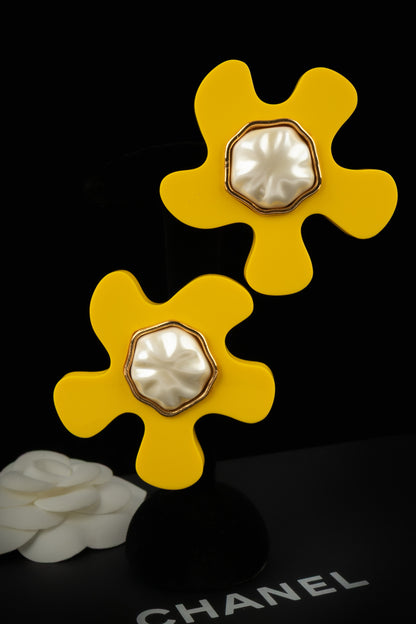 Boucles d'oreilles "Fleur" Chanel Eté 1991