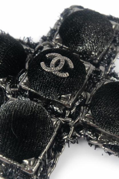 Broche croix Chanel 2013