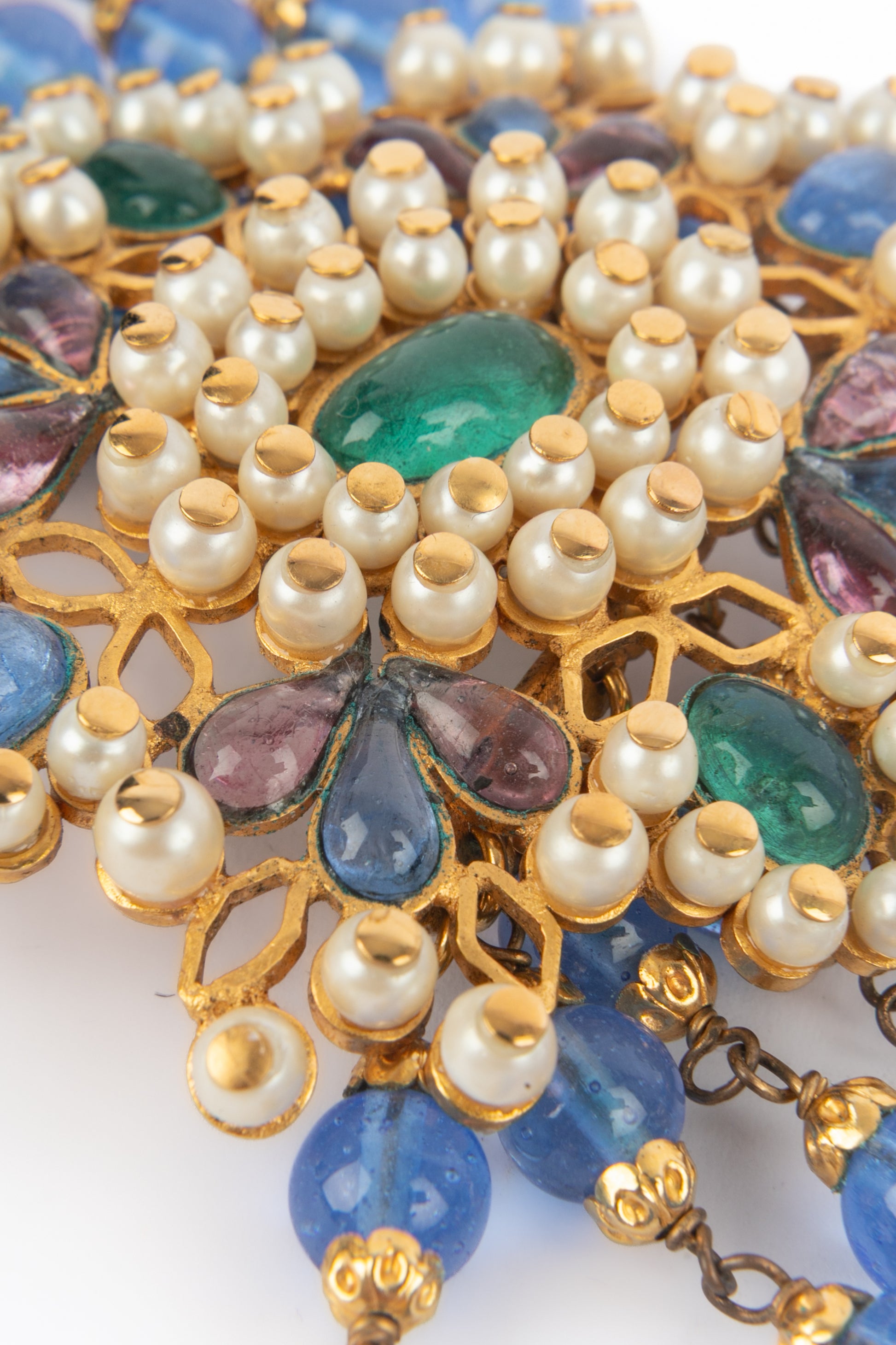 Collier court Chanel 1980's