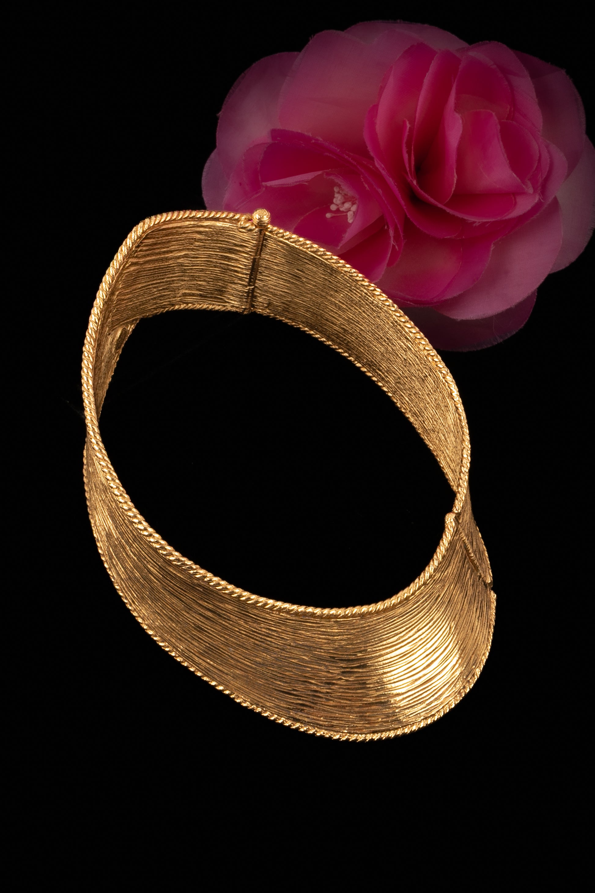 Collier doré Dior Haute Couture 1993