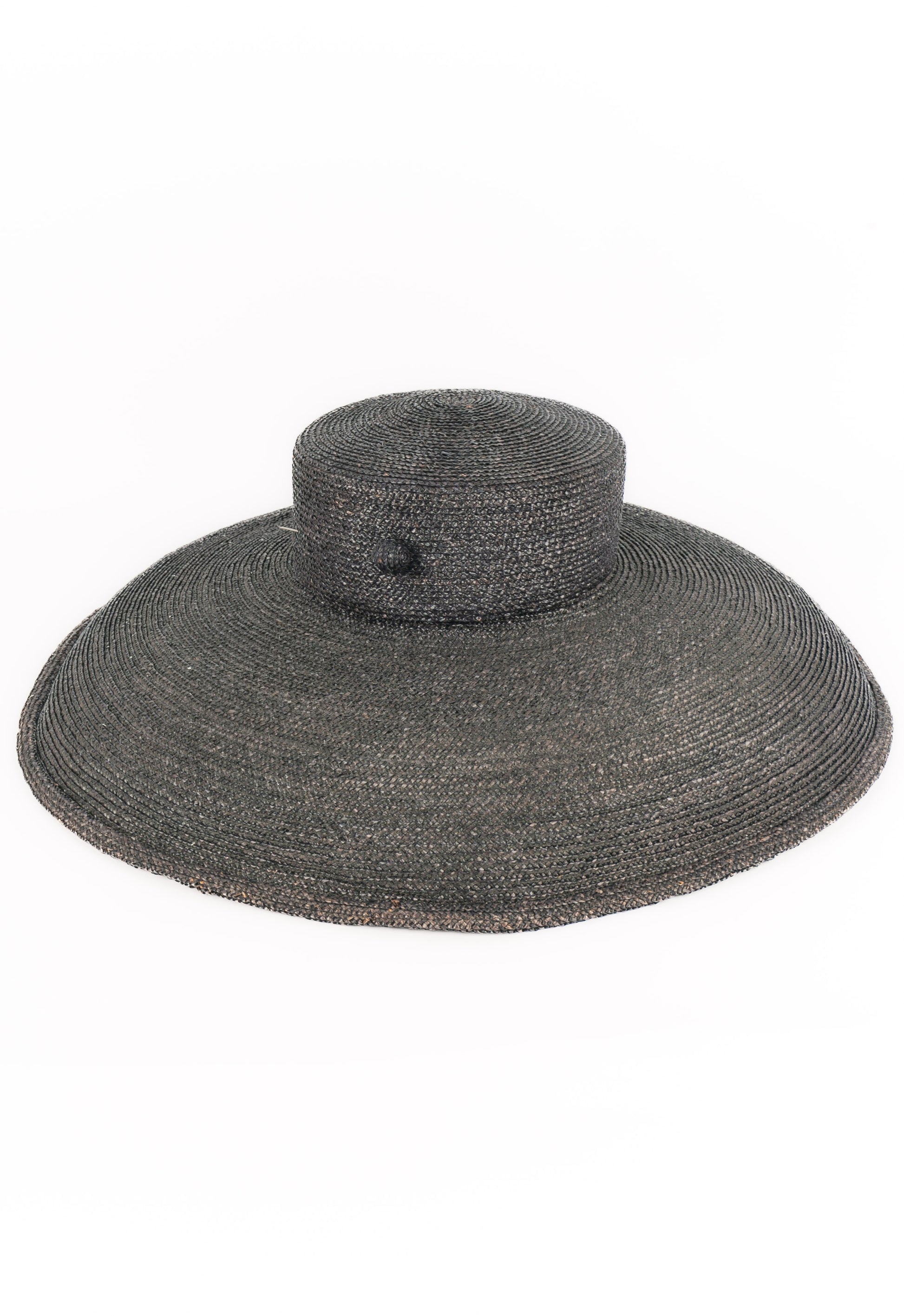 Chapeau style capeline Nina Ricci 