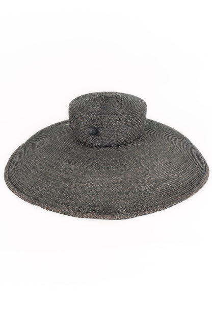 Chapeau style capeline Nina Ricci 