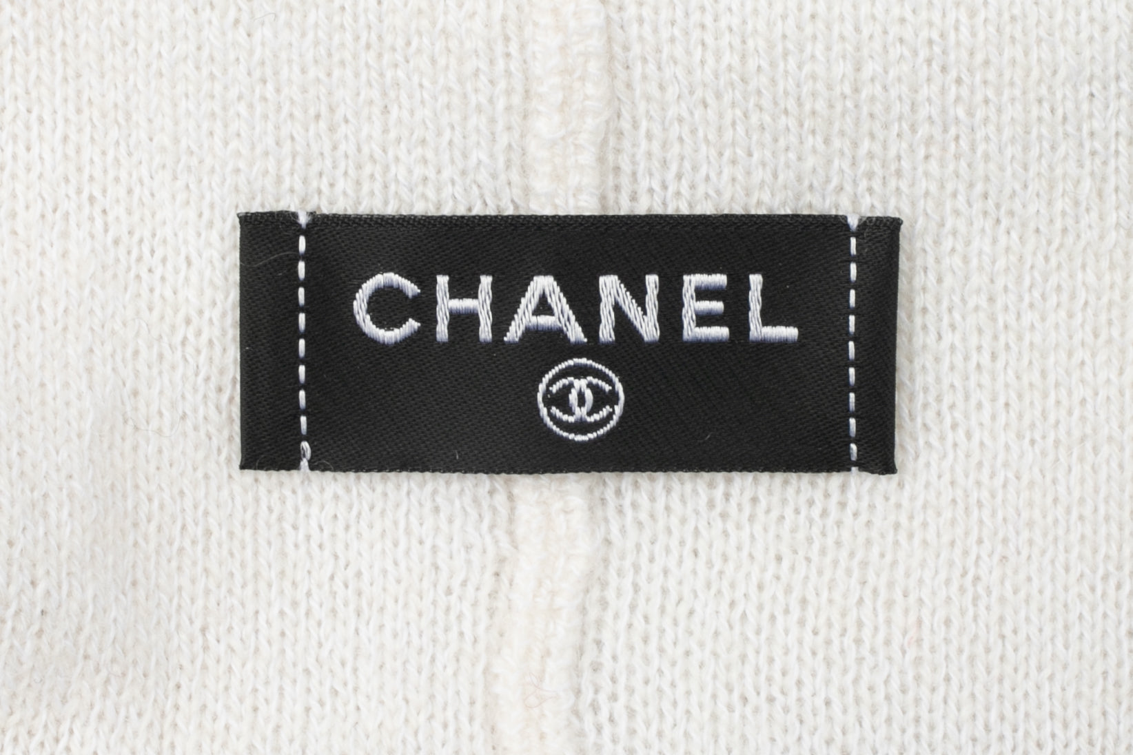Ensemble bonnet et écharpe Chanel