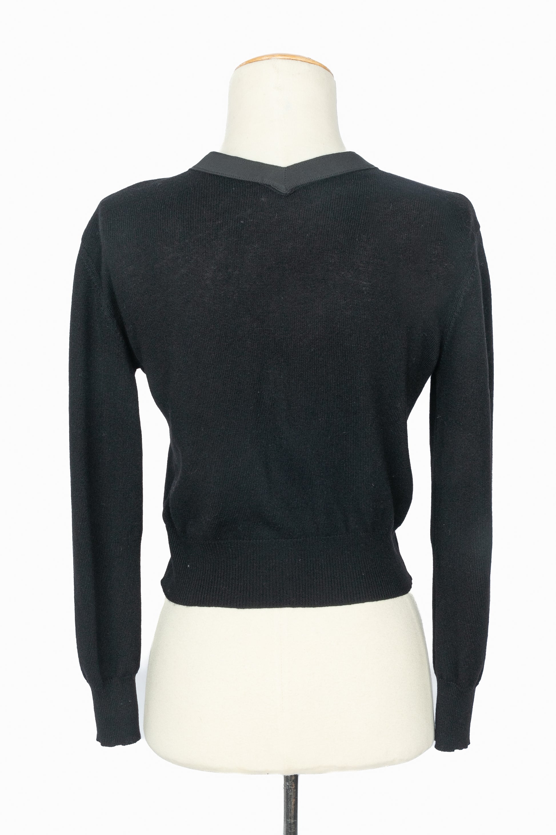 Cardigan noir Chanel