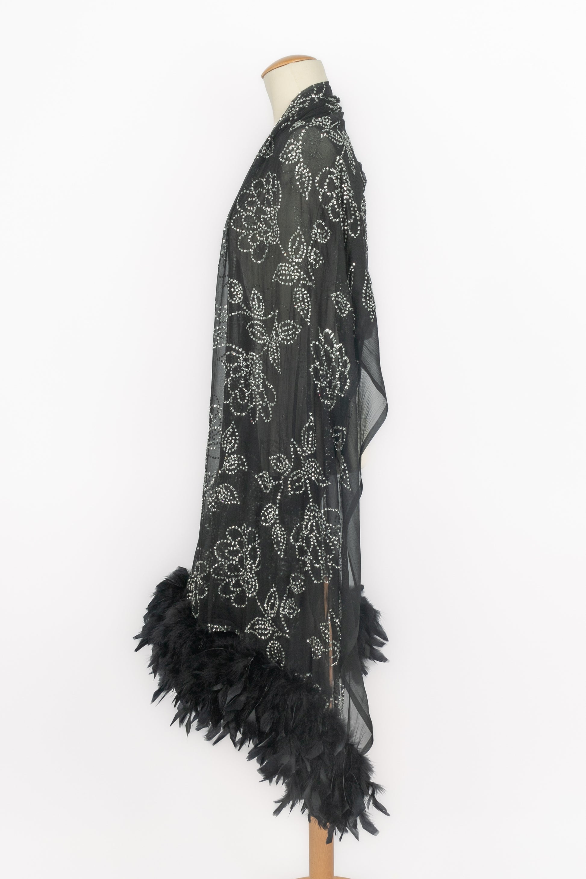 Etole en mousseline noire 1950's