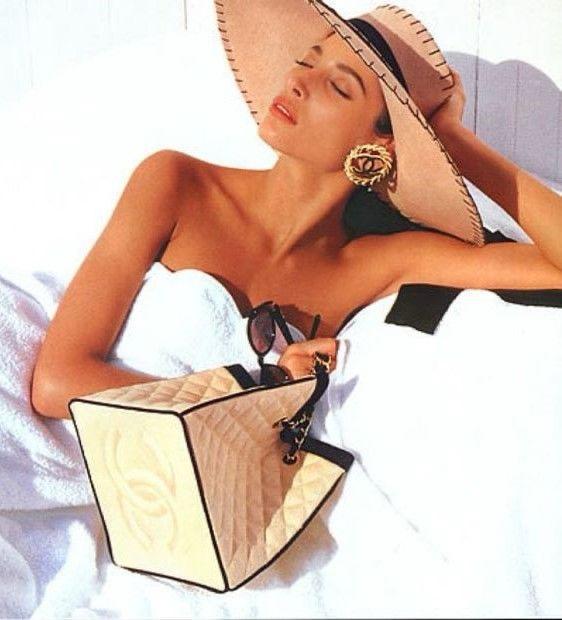 Boucles d'oreilles Chanel Printemps 1991