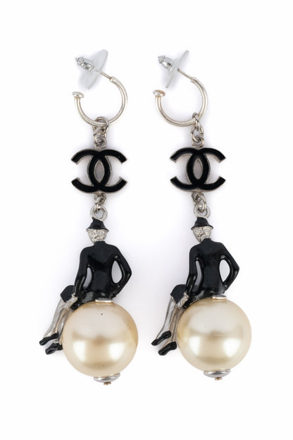 Boucles d'oreilles "Coco sur le monde" Chanel 2004