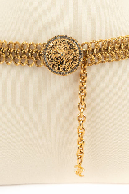 Ceinture dorée Chanel