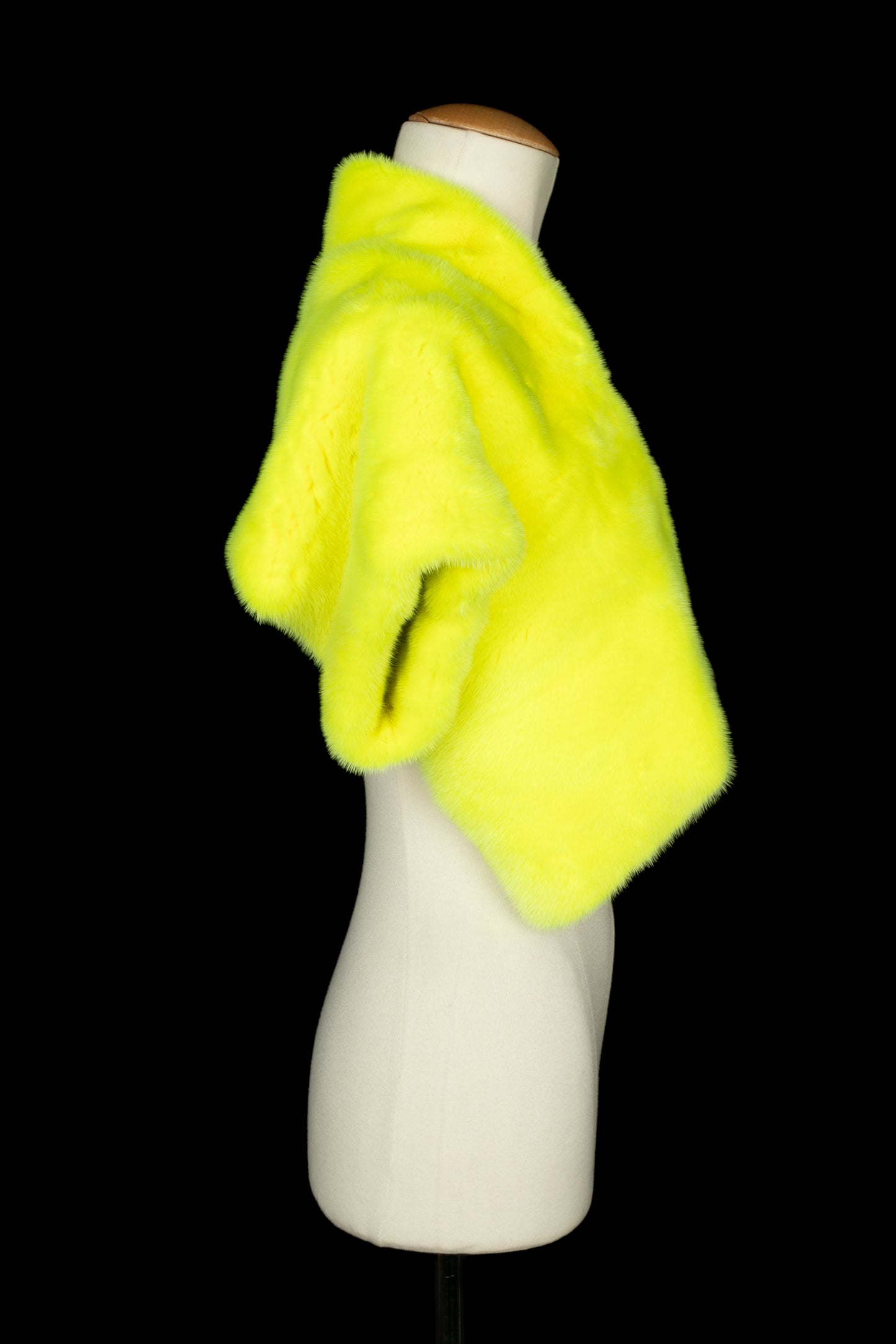 Boléro en fourrure Valentino 