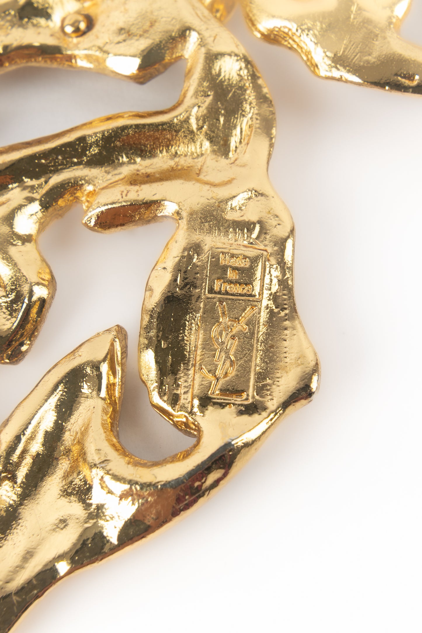 Broche bleue Yves Saint Laurent