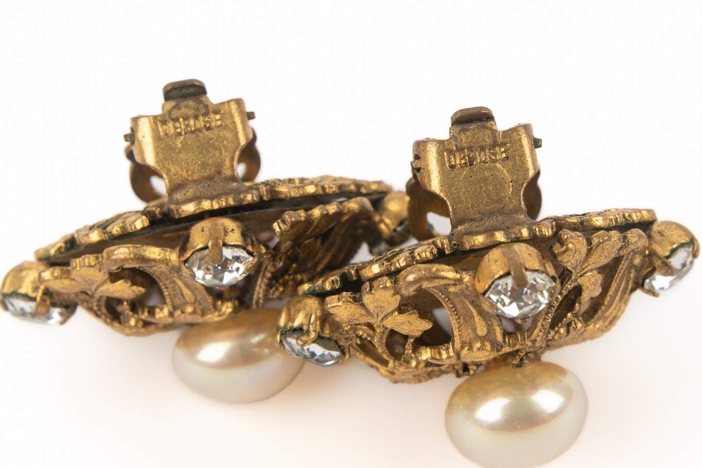 Boucles d'oreilles baroques Chanel