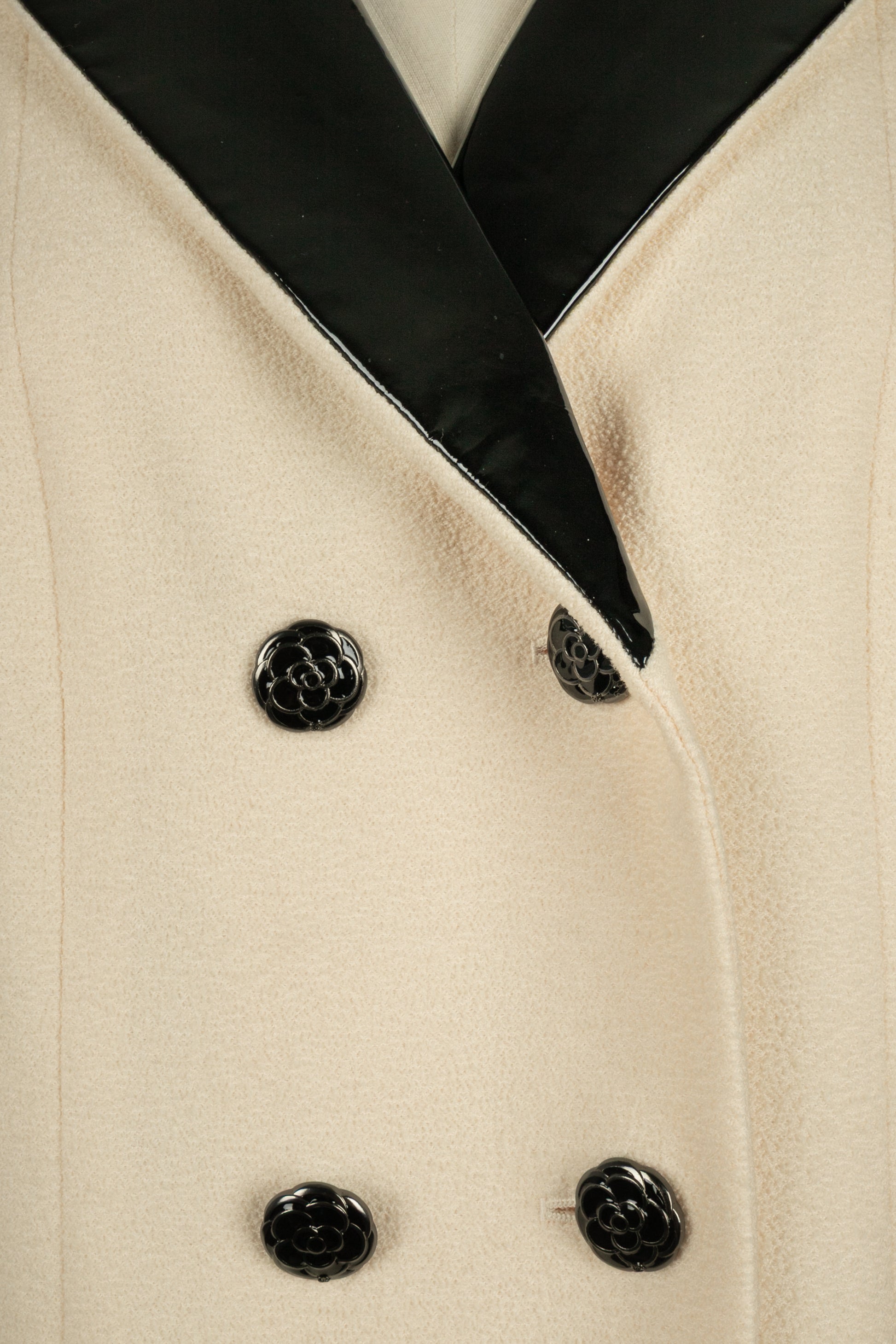 Veste beige Chanel hiver 2015