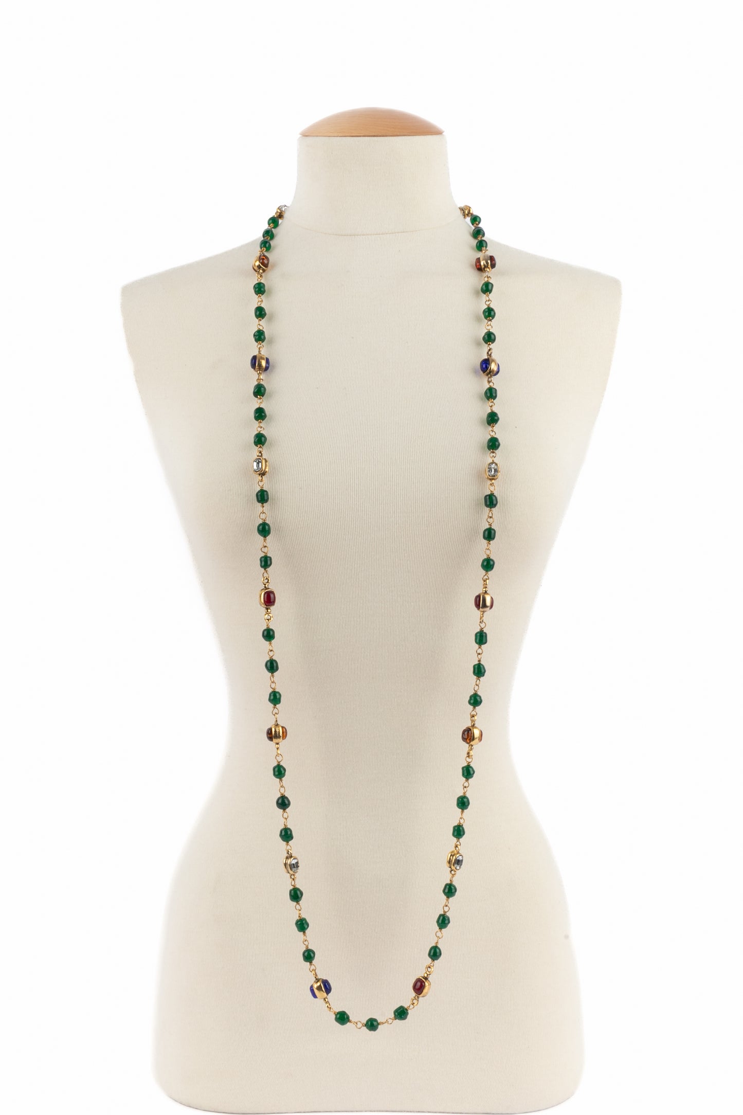 Collier de perles vertes Chanel 1984