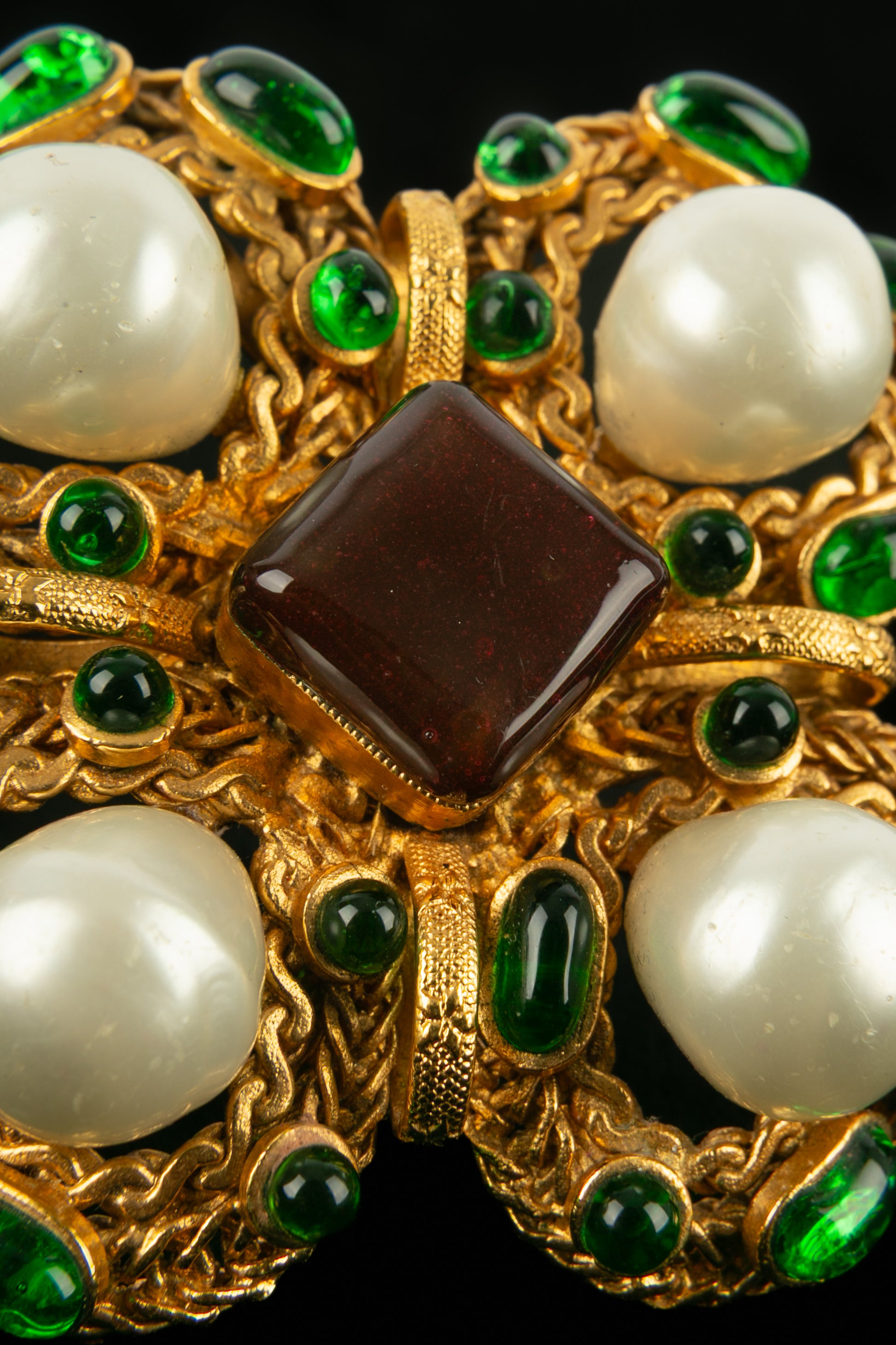 Collier croix Chanel 1994