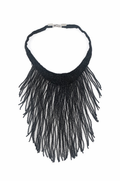 Collier de perles noires Dior 