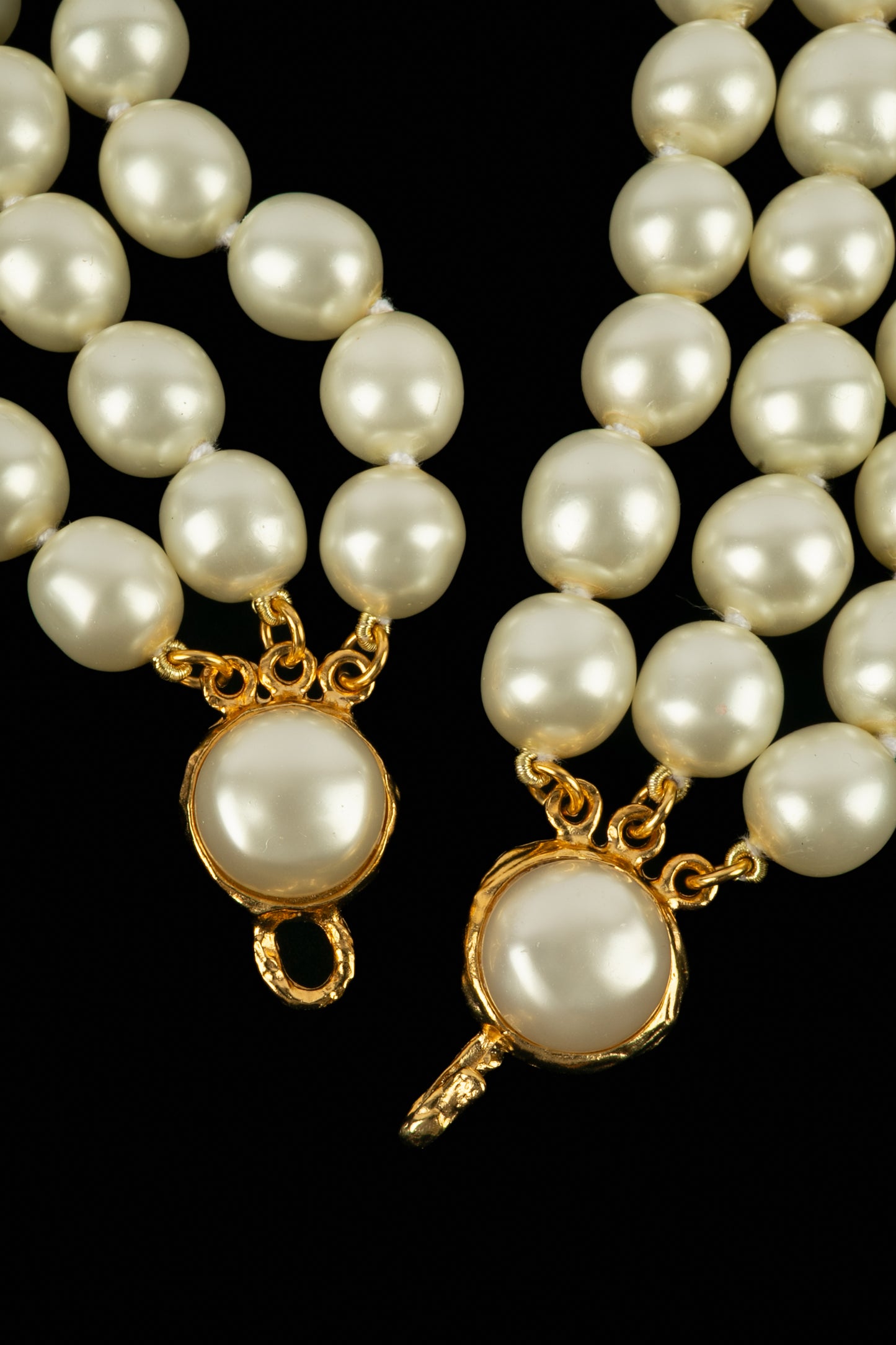 Collier de perles Chanel