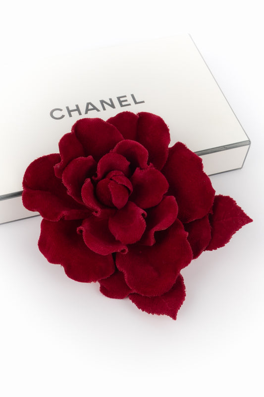 Broche camélia Chanel 