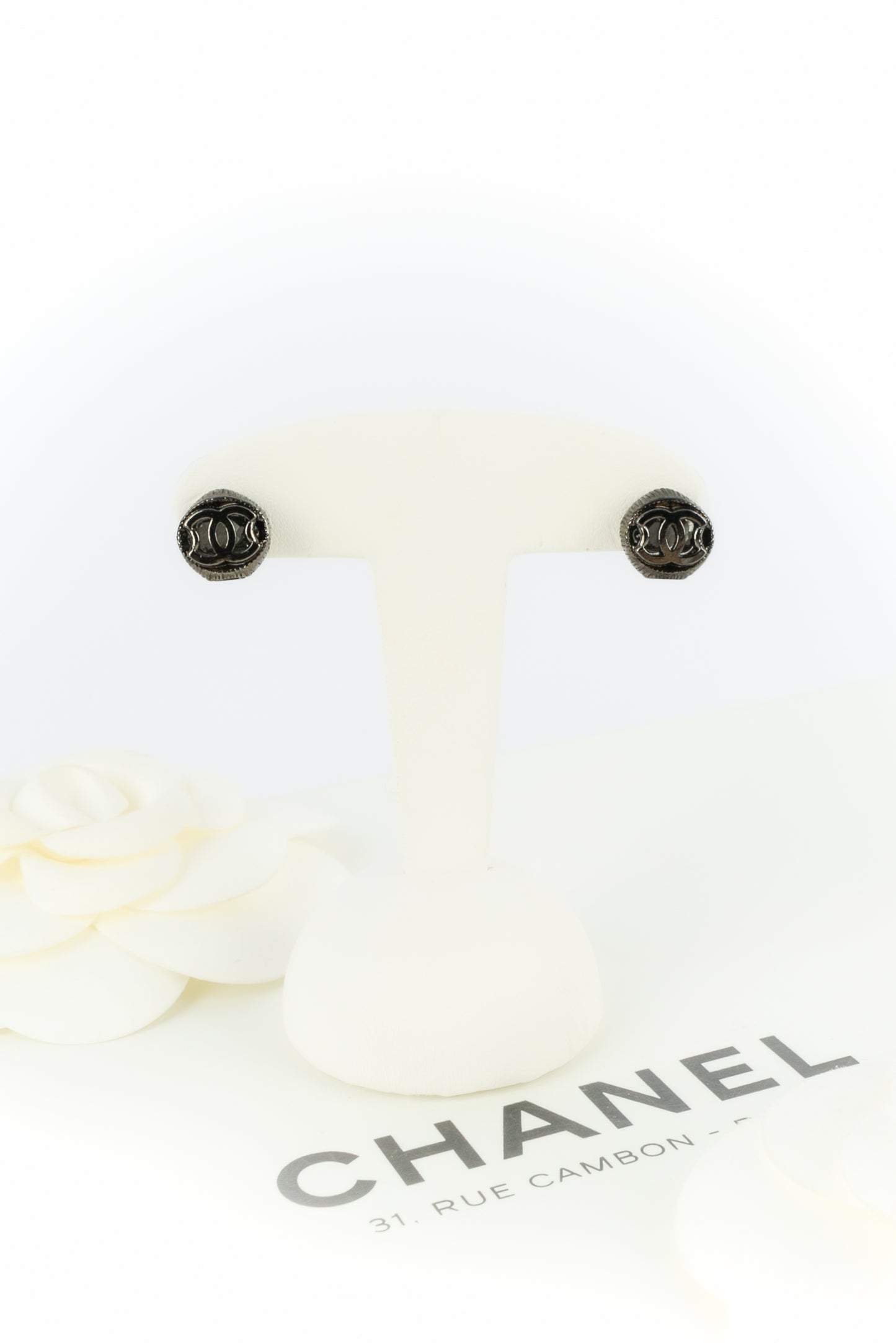 Boucles d'oreilles cc Chanel 2107