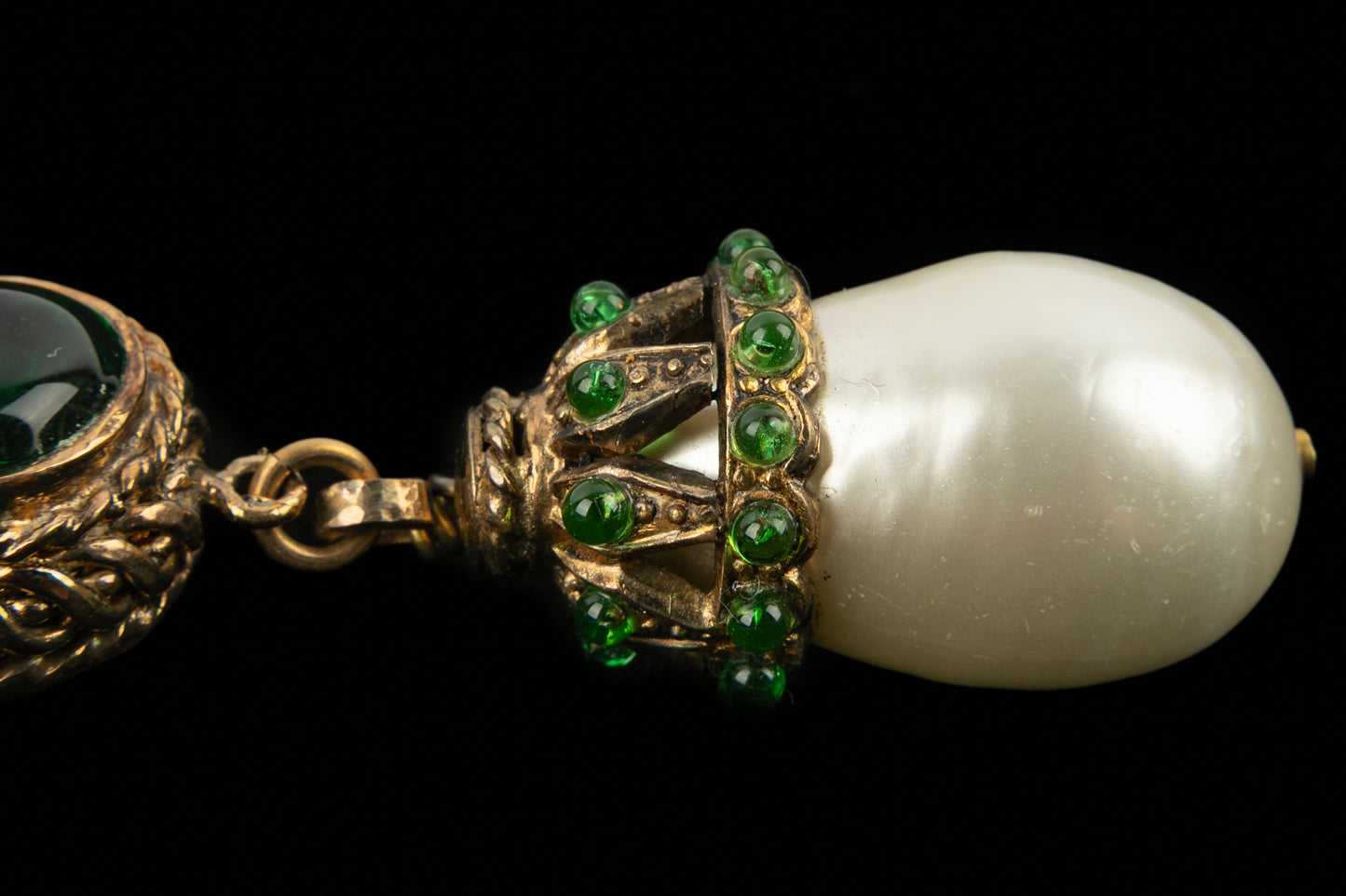 Collier de perles Chanel 1980's