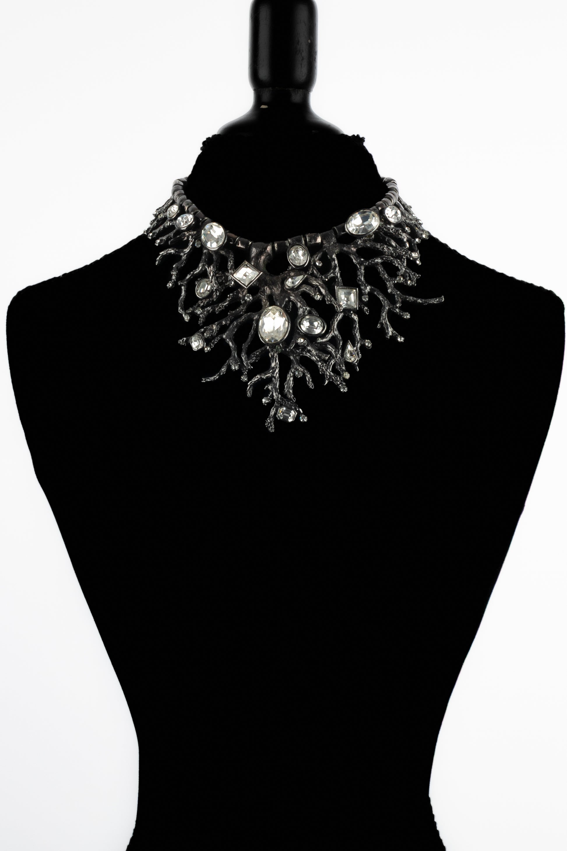 Collier corail Yves Saint Laurent