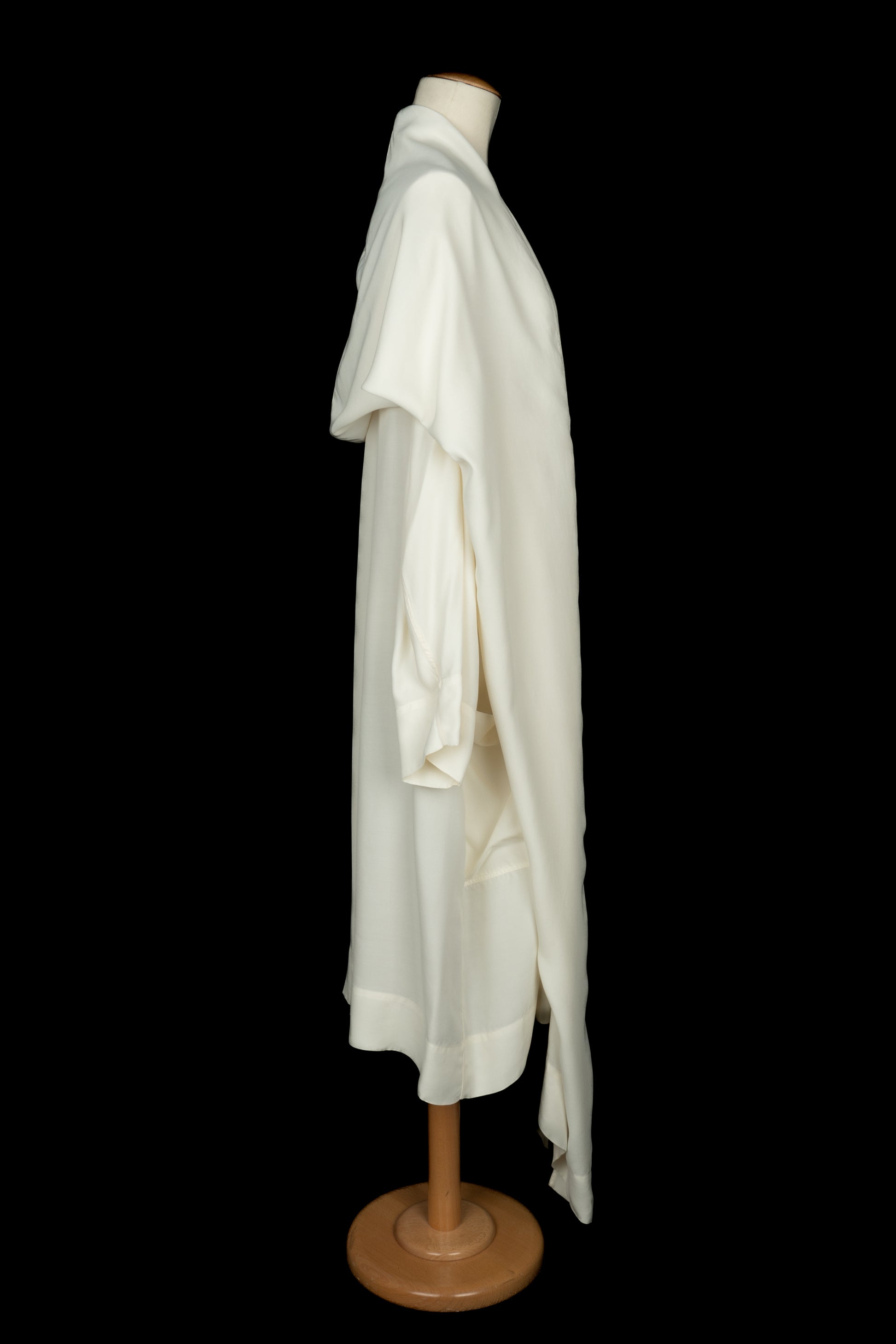 Longue veste blanche Alaïa 1985's