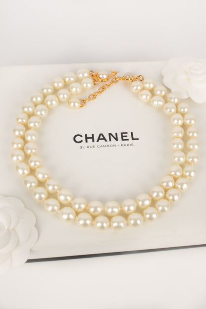 Collier de perles Chanel