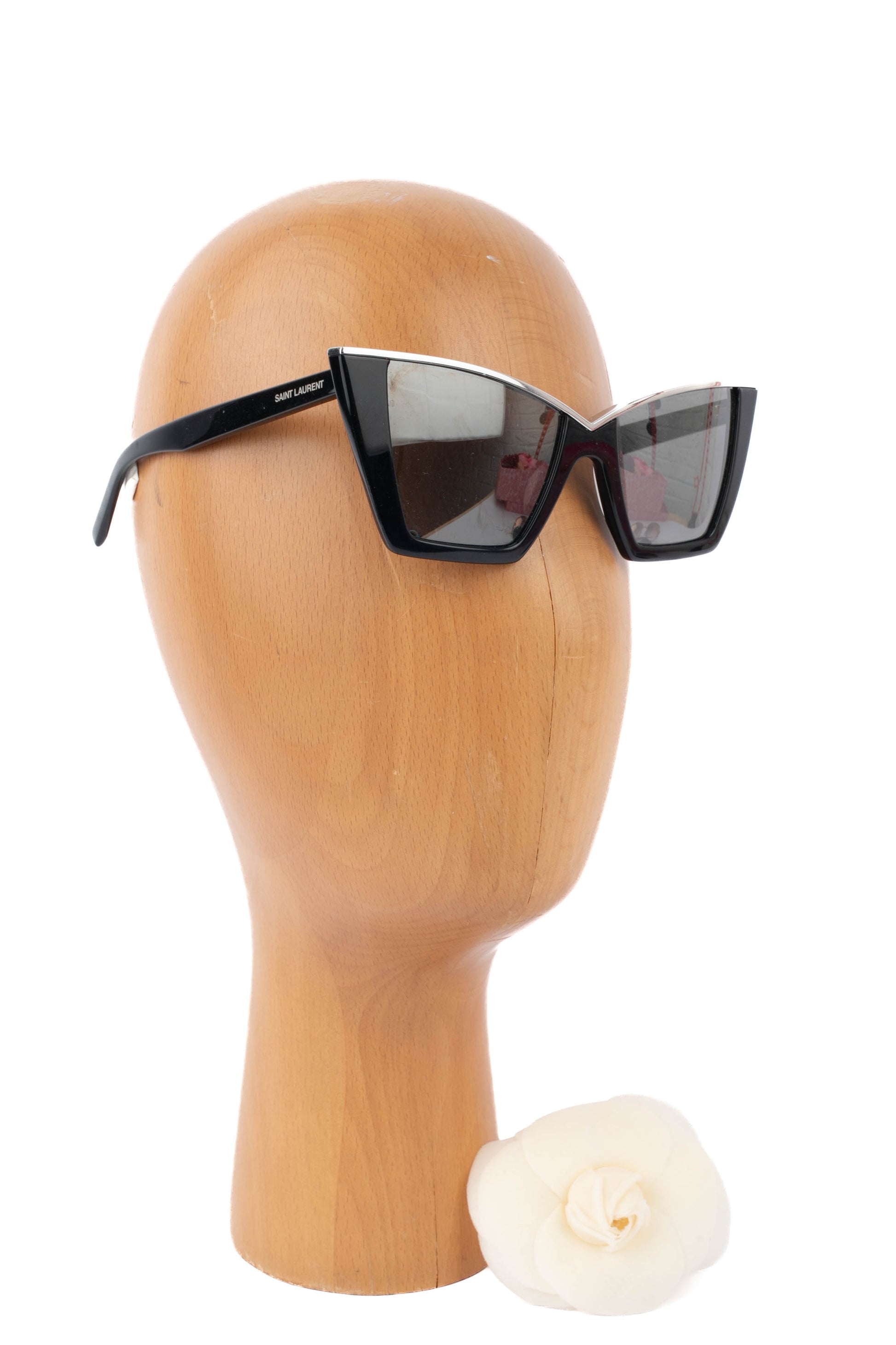 Lunettes de soleil "Oeil de chat" Saint Laurent