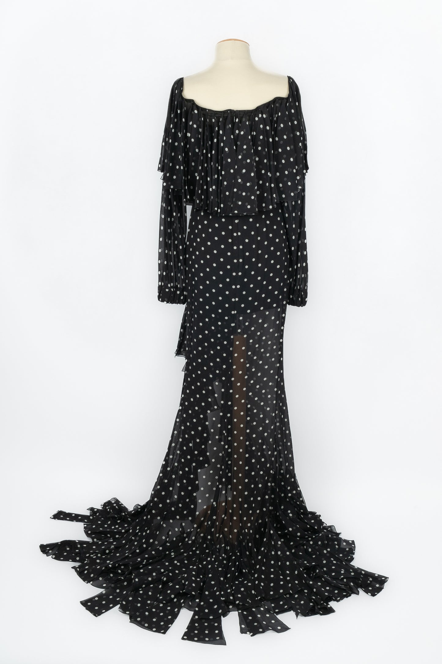 Robe Balmain Resort 2020