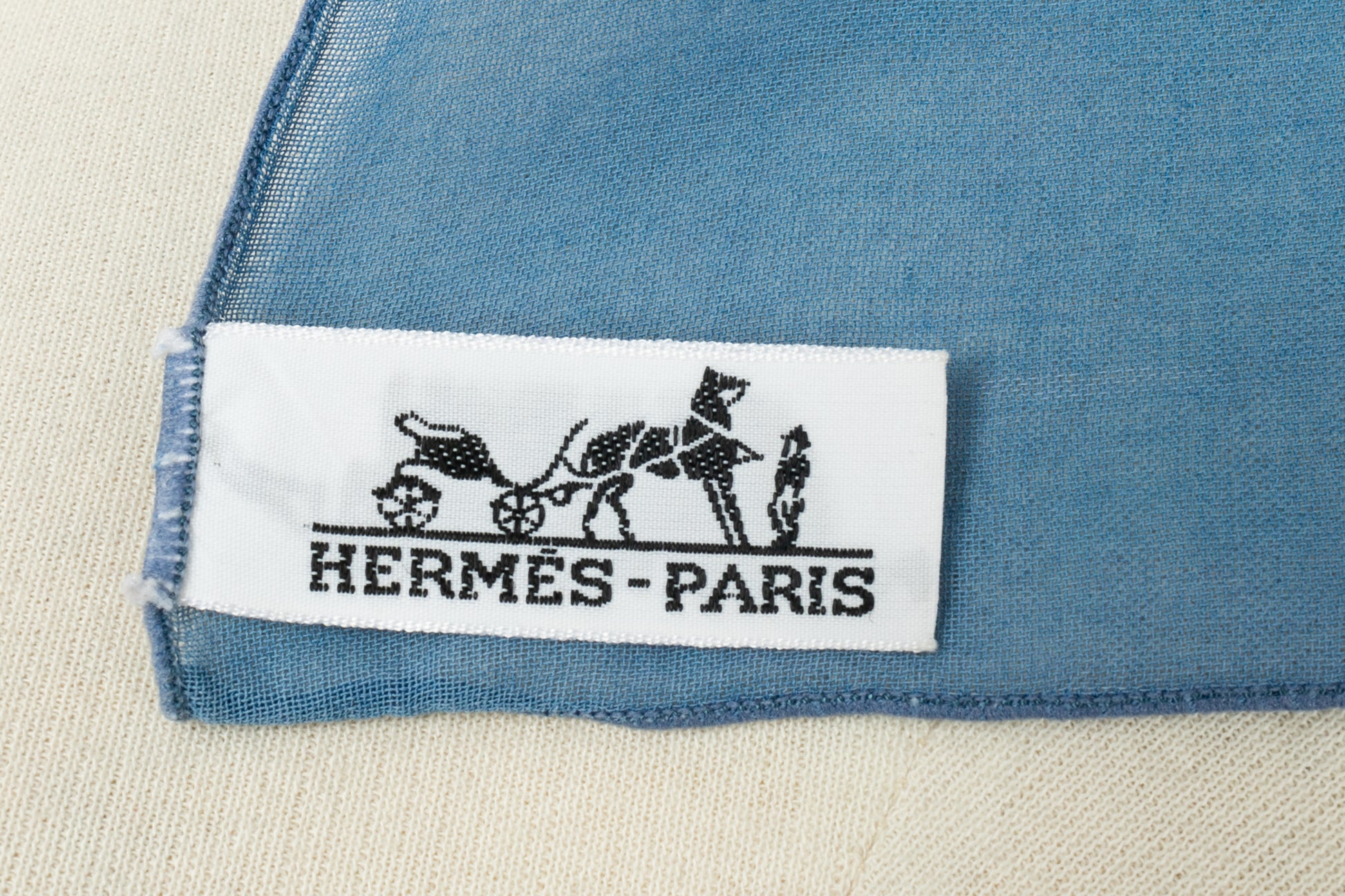 Paréo / écharpe "Ananas" Hermès 