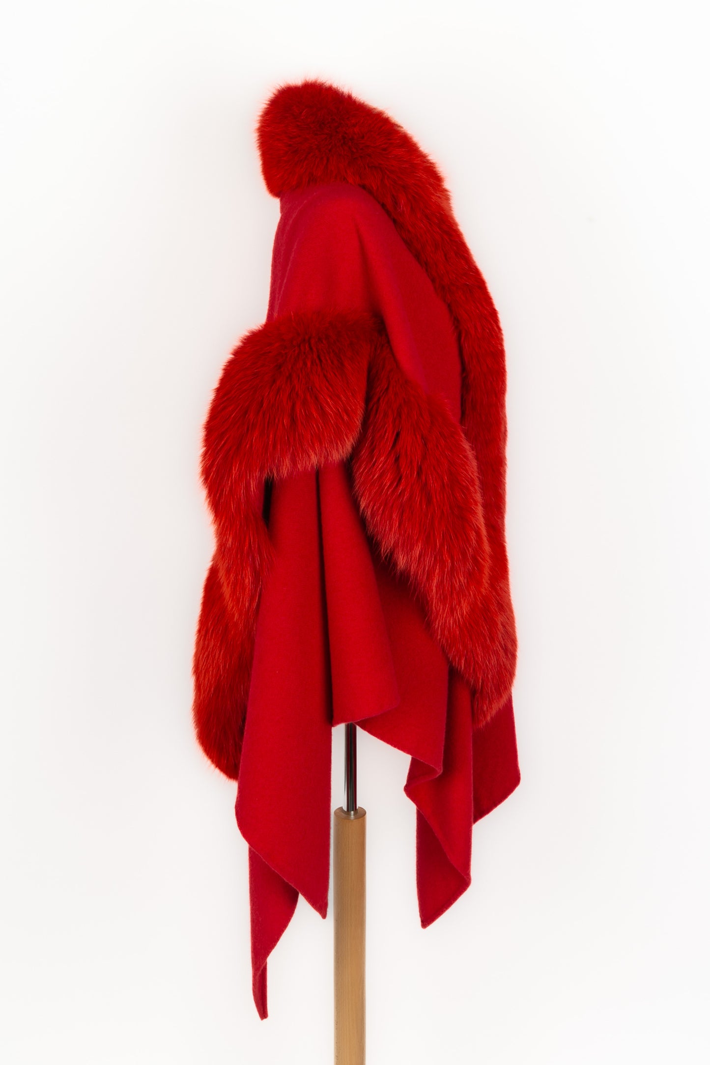 Cape châle Christian Dior