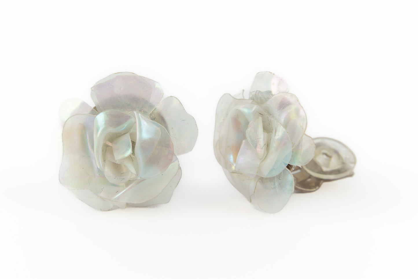 Boucles d'oreilles camélias Chanel