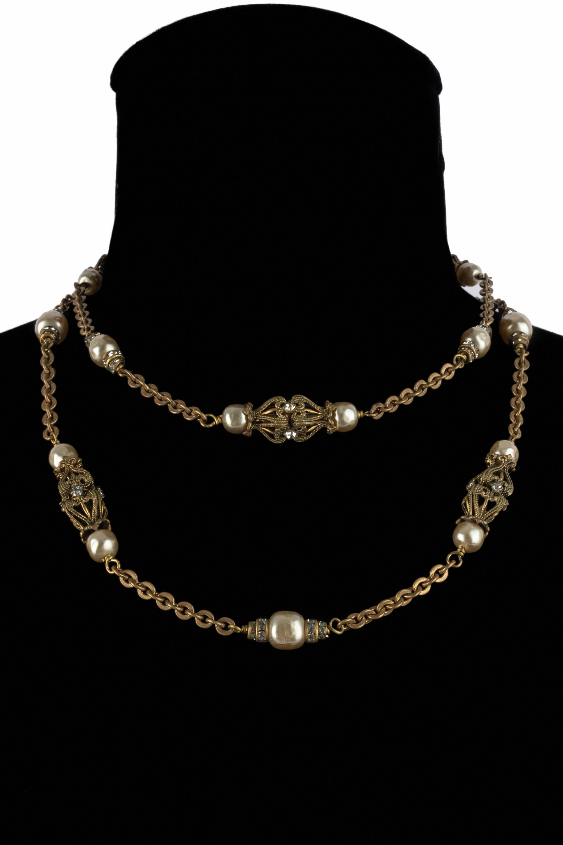 Collier sautoir Chanel Epoque Coco