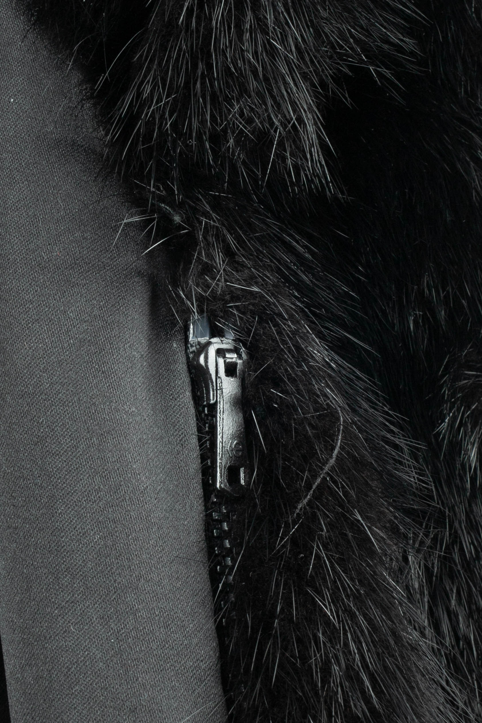 Manteau en fourrure Yves Saint Laurent