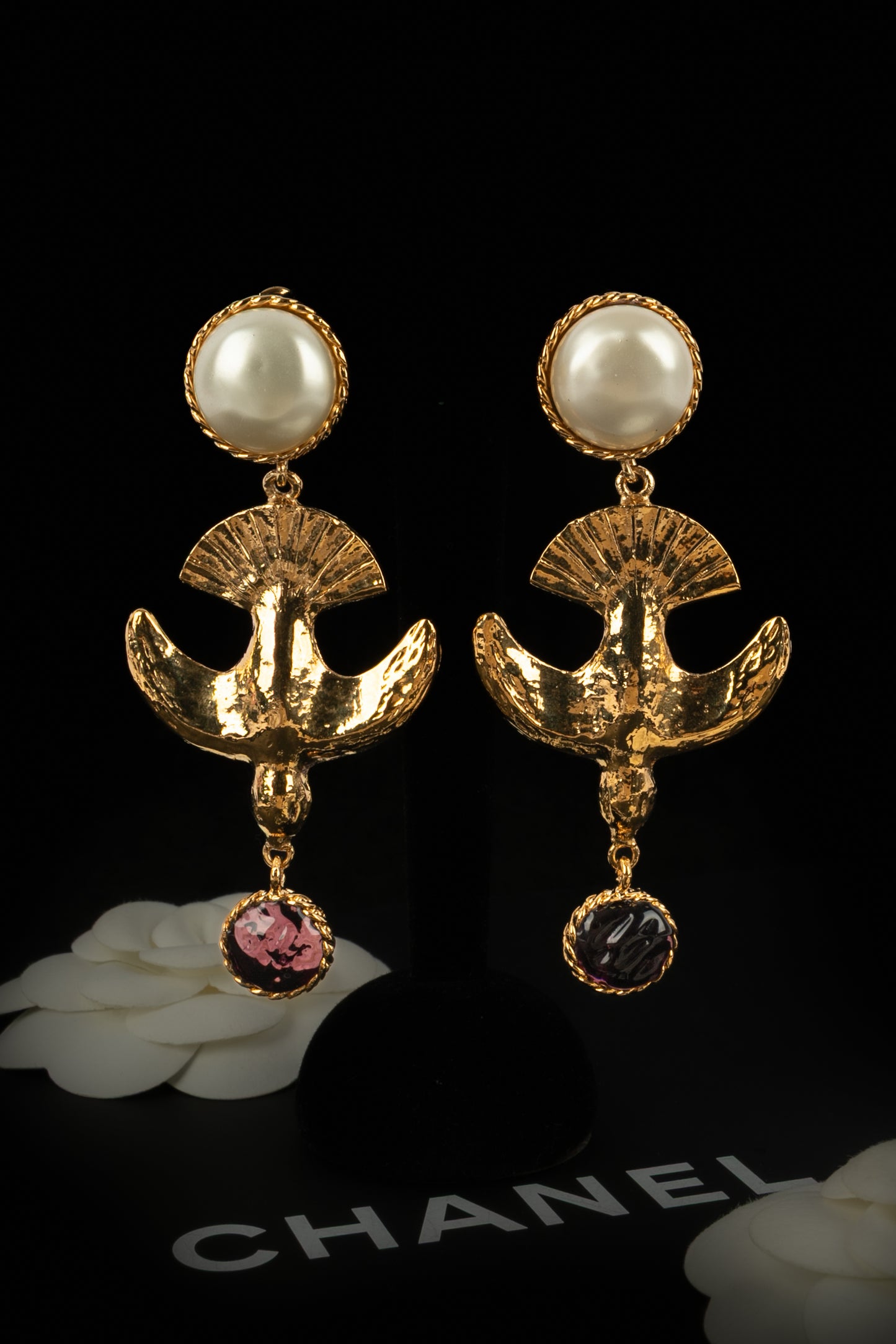 Boucles d'oreilles Chanel Haute Couture 1970's