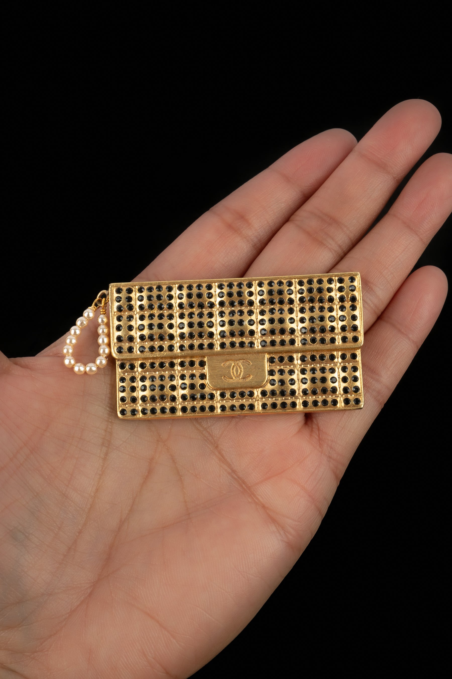 Broche "sac" Chanel 2002