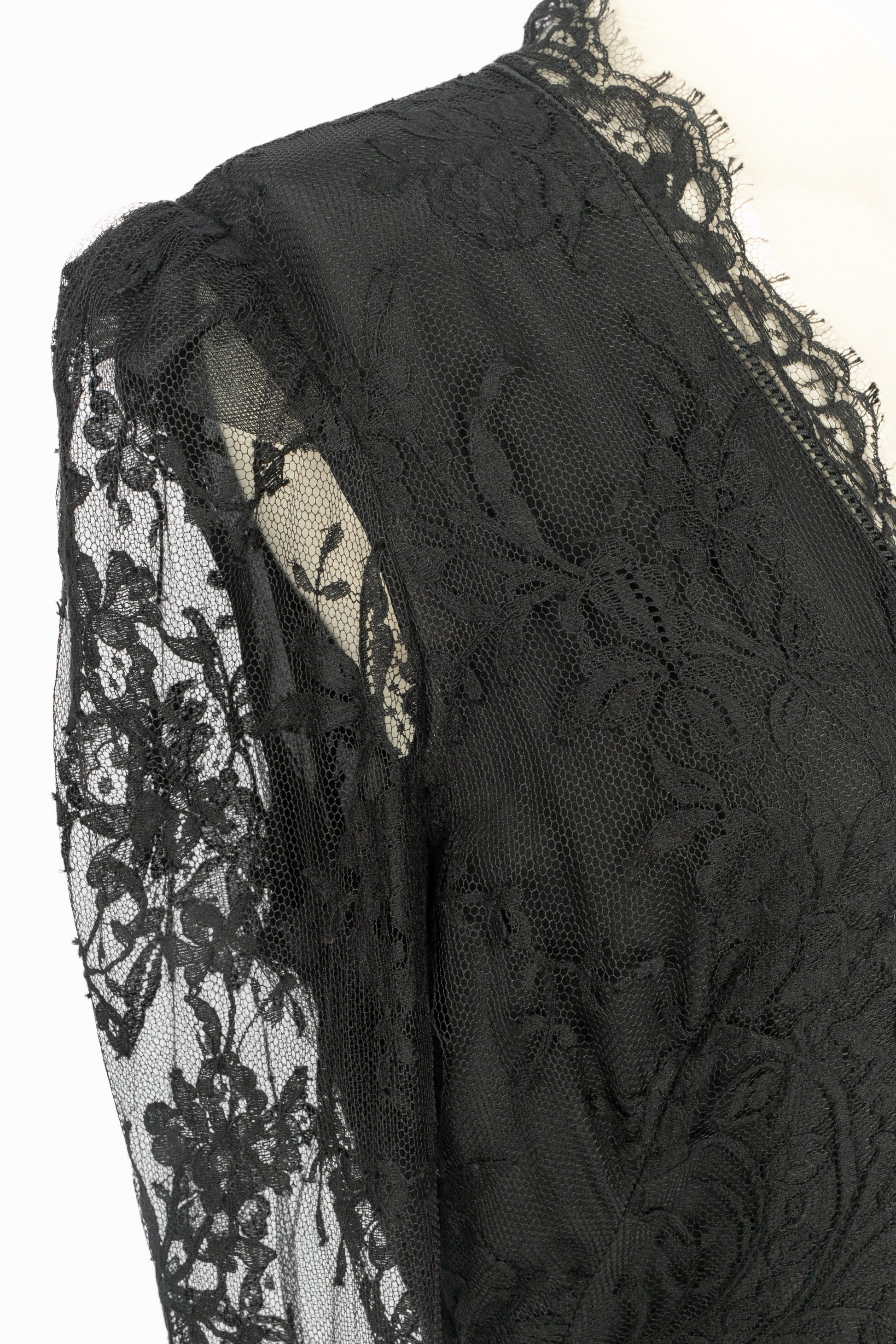 Robe en dentelle Alexander McQueen 